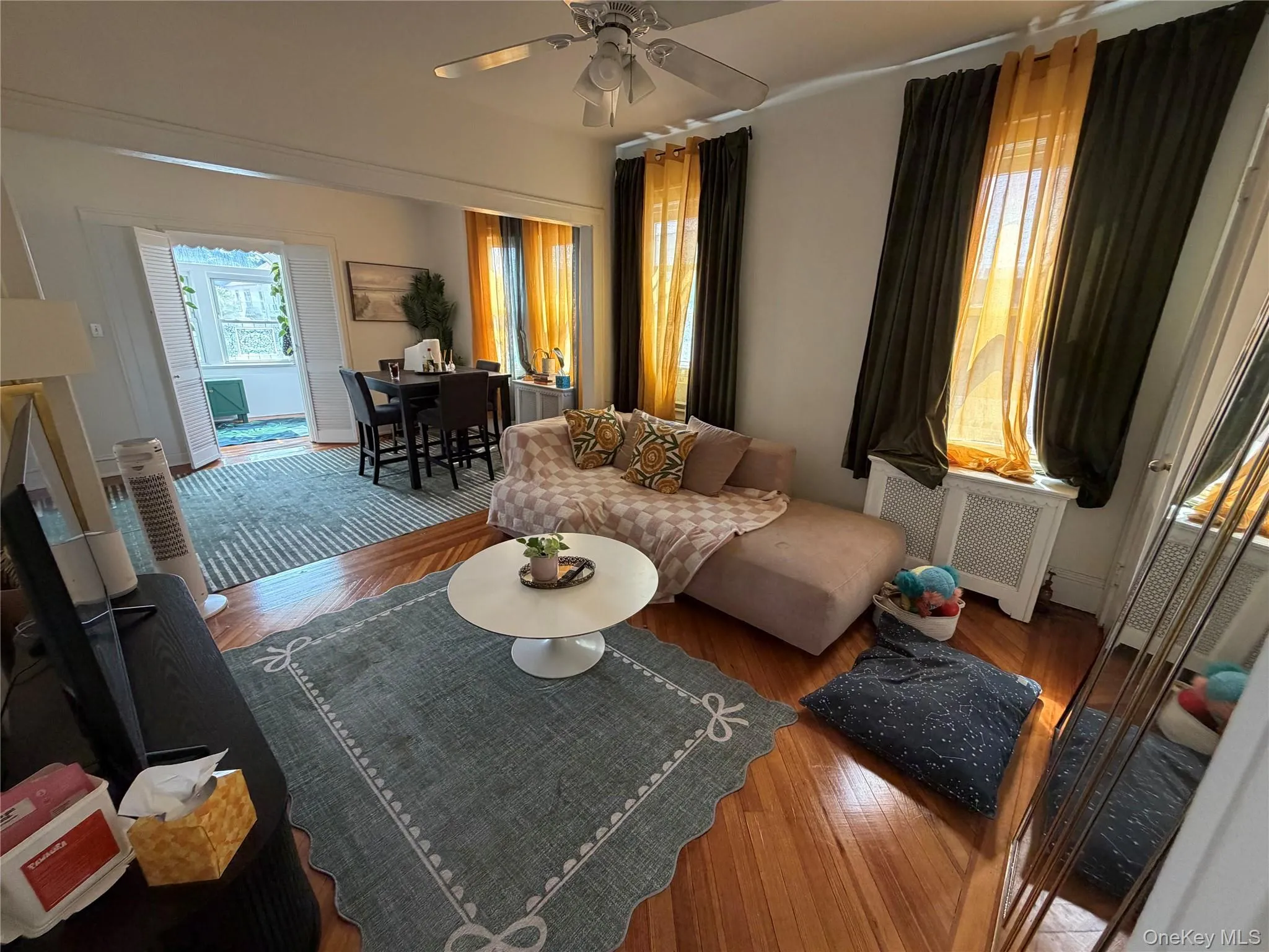 527 Beech Street, Long Beach, NY, 2 Bedrooms Bedrooms, 5 Rooms Rooms,1 BathroomBathrooms,Residential Lease,For Rent,Beech,0,1038382 527 Beech Street, Long Beach, NY, 2 Bedrooms Bedrooms, 5 Rooms Rooms,1 BathroomBathrooms,Residential Lease,For Rent,Beech,0,1038382