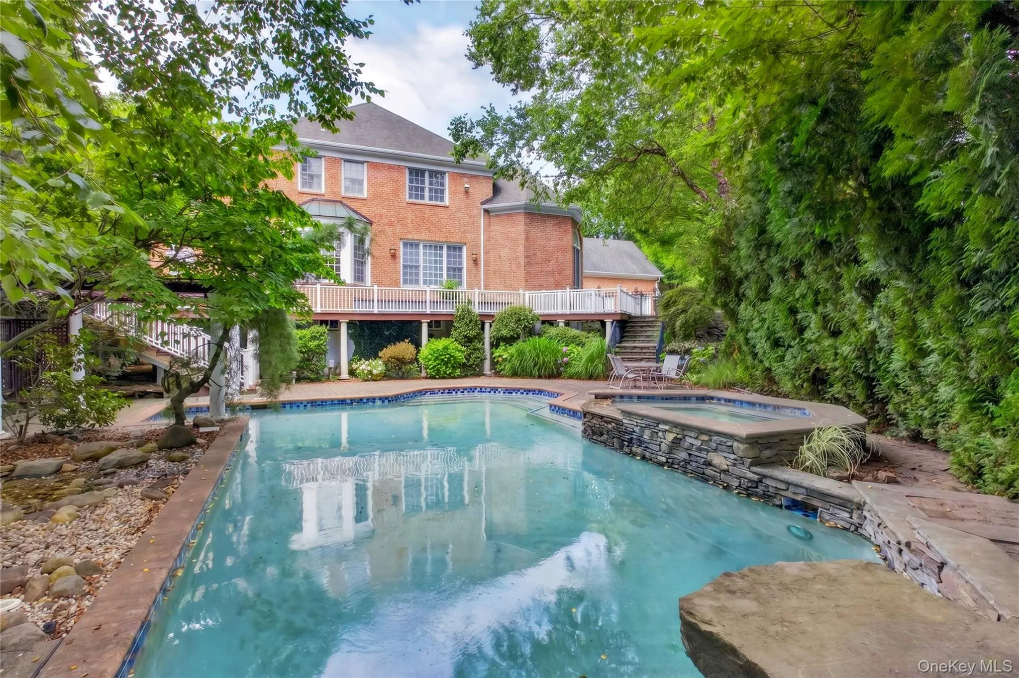 63 Charney Court, North Hempstead, NY, 4 Bedrooms Bedrooms, 10 Rooms Rooms,4 BathroomsBathrooms,Residential,For Rent,Charney,0,1038383 63 Charney Court, North Hempstead, NY, 4 Bedrooms Bedrooms, 10 Rooms Rooms,4 BathroomsBathrooms,Residential,For Rent,Charney,0,1038383