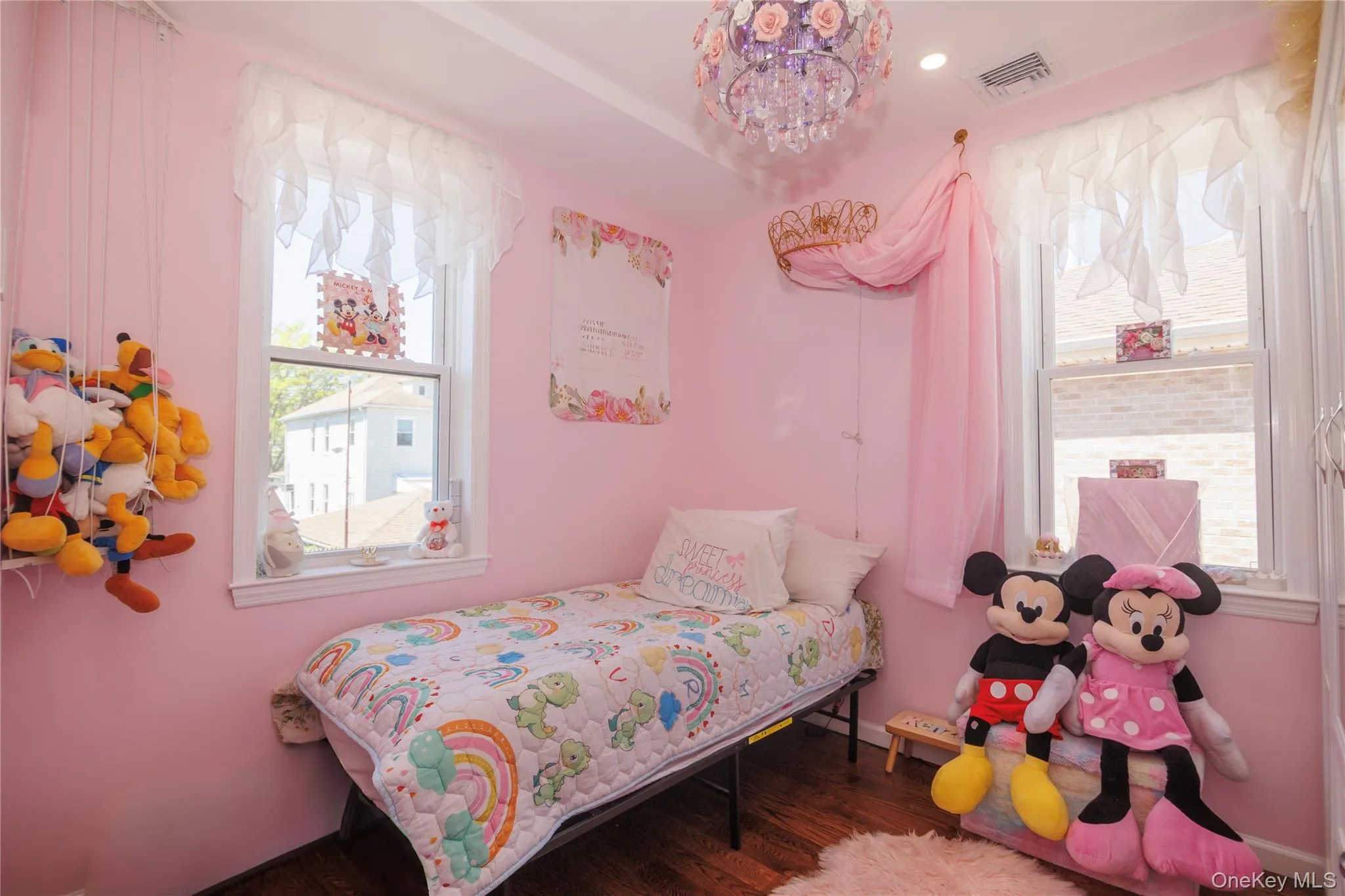 1715 Hering Avenue, New York, NY, 5 Bedrooms Bedrooms, 9 Rooms Rooms,2 BathroomsBathrooms,Residential,For Rent,Hering,0,1038386 1715 Hering Avenue, New York, NY, 5 Bedrooms Bedrooms, 9 Rooms Rooms,2 BathroomsBathrooms,Residential,For Rent,Hering,0,1038386
