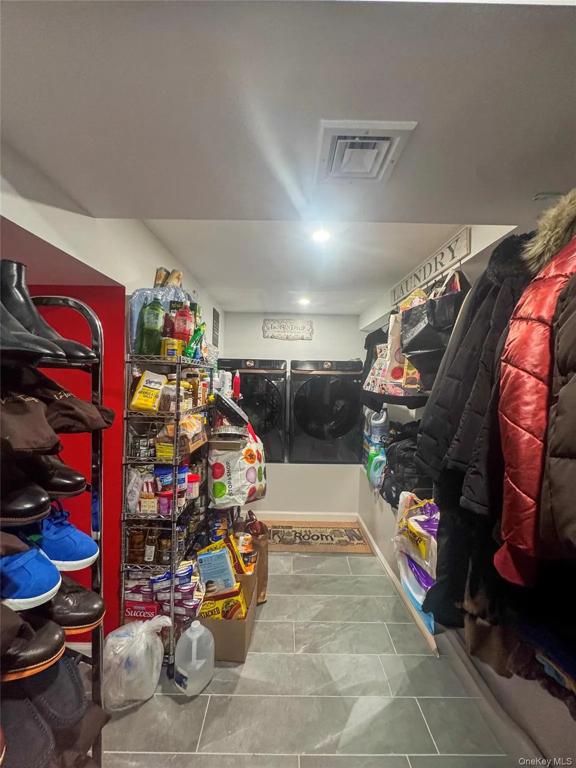 1715 Hering Avenue, New York, NY, 5 Bedrooms Bedrooms, 9 Rooms Rooms,2 BathroomsBathrooms,Residential,For Rent,Hering,0,1038386 1715 Hering Avenue, New York, NY, 5 Bedrooms Bedrooms, 9 Rooms Rooms,2 BathroomsBathrooms,Residential,For Rent,Hering,0,1038386