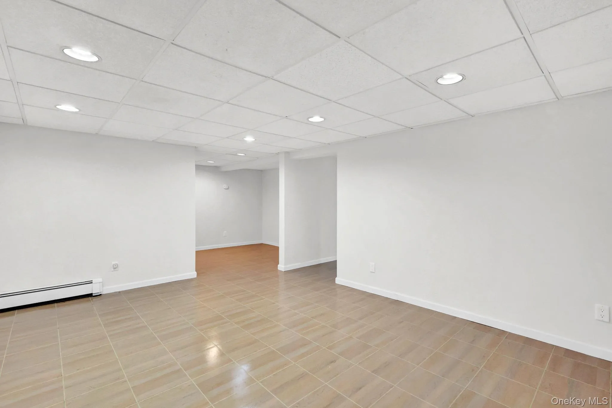 653 Meadow Road, Smithtown, NY, 4 Bedrooms Bedrooms, 10 Rooms Rooms,2 BathroomsBathrooms,Residential,For Rent,Meadow,0,1038388 653 Meadow Road, Smithtown, NY, 4 Bedrooms Bedrooms, 10 Rooms Rooms,2 BathroomsBathrooms,Residential,For Rent,Meadow,0,1038388