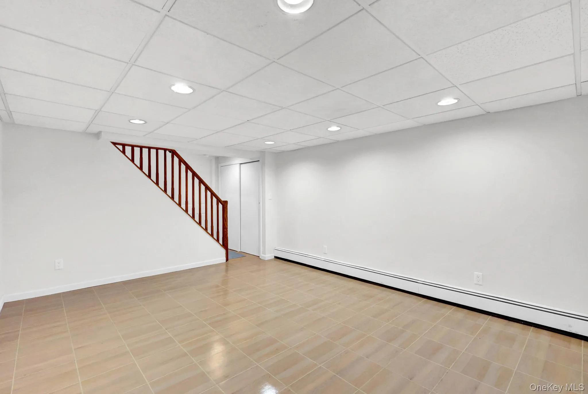 653 Meadow Road, Smithtown, NY, 4 Bedrooms Bedrooms, 10 Rooms Rooms,2 BathroomsBathrooms,Residential,For Rent,Meadow,0,1038388 653 Meadow Road, Smithtown, NY, 4 Bedrooms Bedrooms, 10 Rooms Rooms,2 BathroomsBathrooms,Residential,For Rent,Meadow,0,1038388