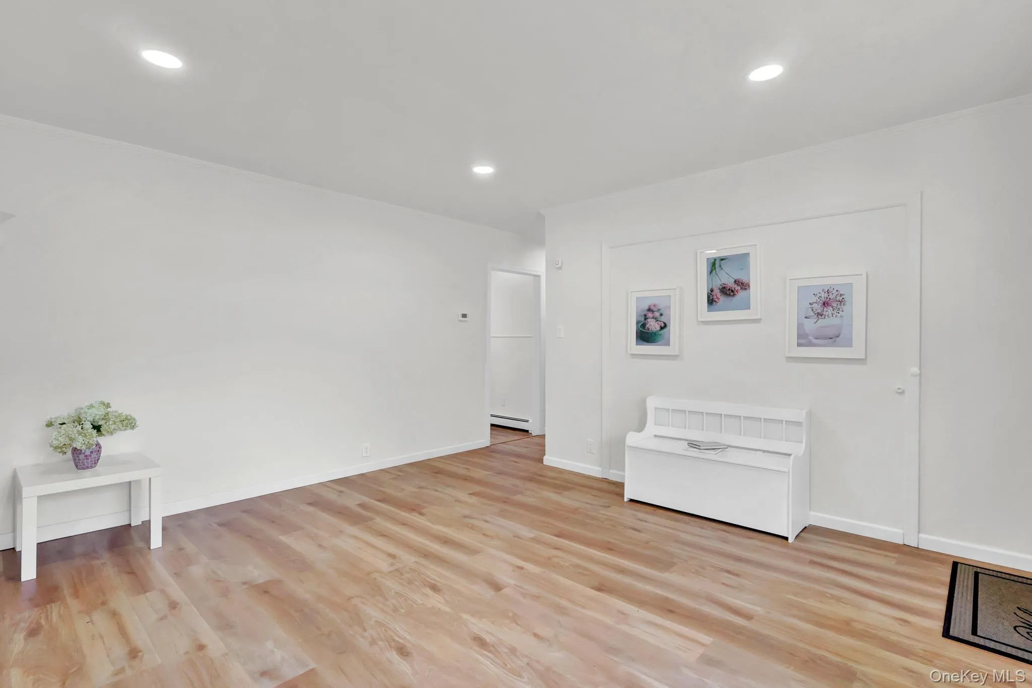 653 Meadow Road, Smithtown, NY, 4 Bedrooms Bedrooms, 10 Rooms Rooms,2 BathroomsBathrooms,Residential,For Rent,Meadow,0,1038388 653 Meadow Road, Smithtown, NY, 4 Bedrooms Bedrooms, 10 Rooms Rooms,2 BathroomsBathrooms,Residential,For Rent,Meadow,0,1038388