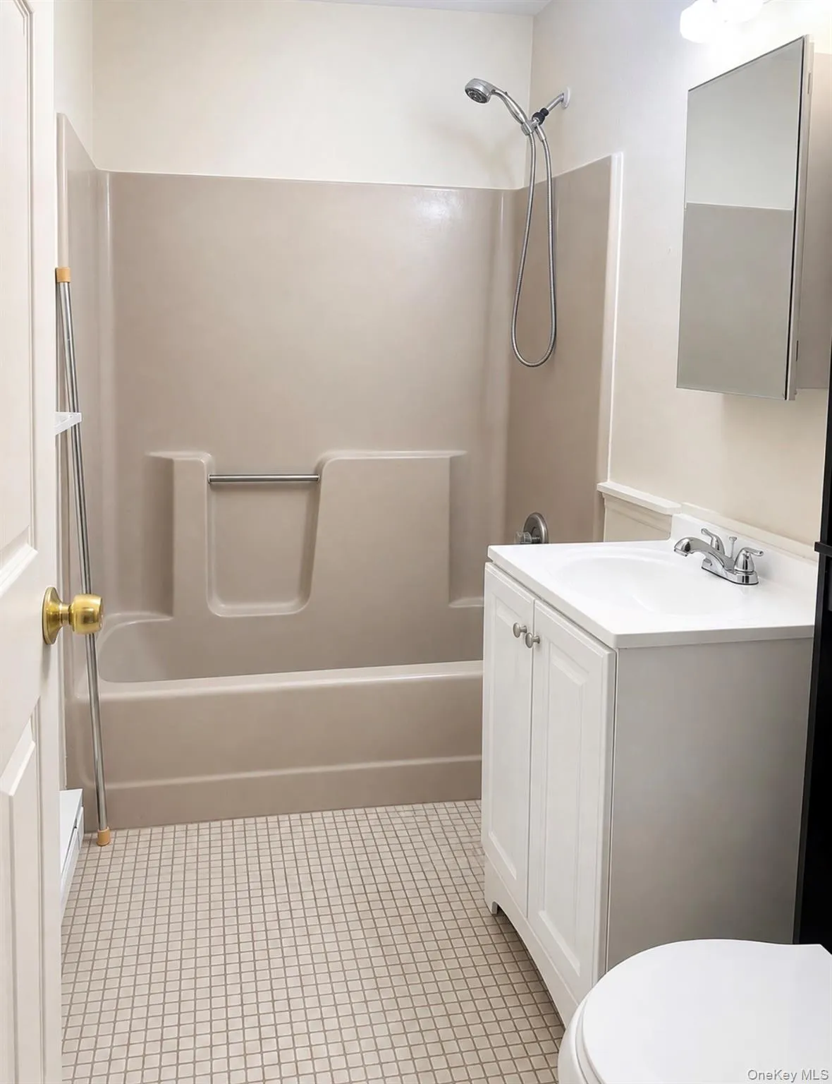 33 OAK, Montgomery, NY, 1 Bedroom Bedrooms, 4 Rooms Rooms,1 BathroomBathrooms,Residential Lease,For Rent,OAK,0,1038397 33 OAK, Montgomery, NY, 1 Bedroom Bedrooms, 4 Rooms Rooms,1 BathroomBathrooms,Residential Lease,For Rent,OAK,0,1038397