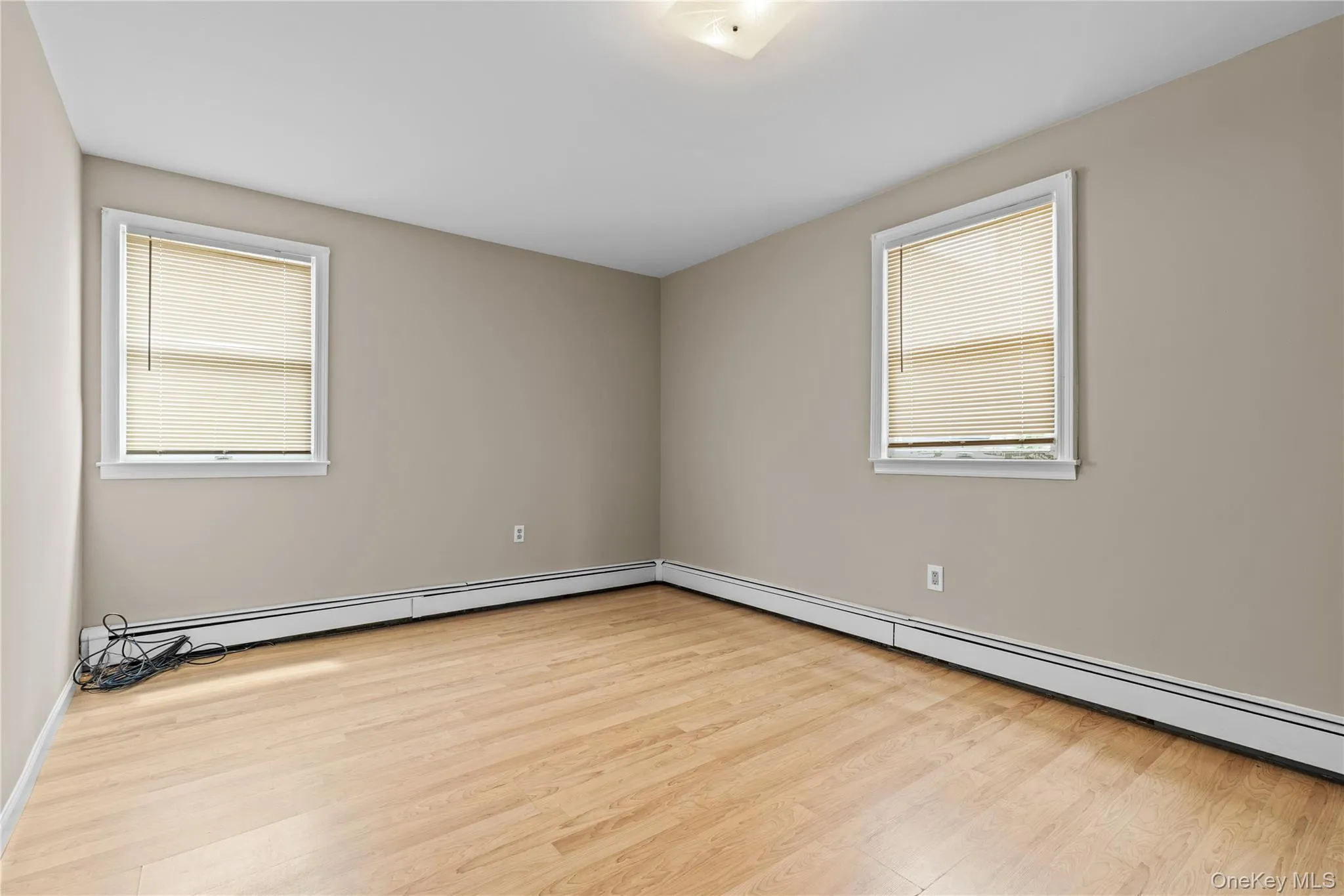 43 Virginia Avenue, Long Beach, NY, 2 Bedrooms Bedrooms, 6 Rooms Rooms,1 BathroomBathrooms,Residential Lease,For Rent,Virginia,0,1038401 43 Virginia Avenue, Long Beach, NY, 2 Bedrooms Bedrooms, 6 Rooms Rooms,1 BathroomBathrooms,Residential Lease,For Rent,Virginia,0,1038401