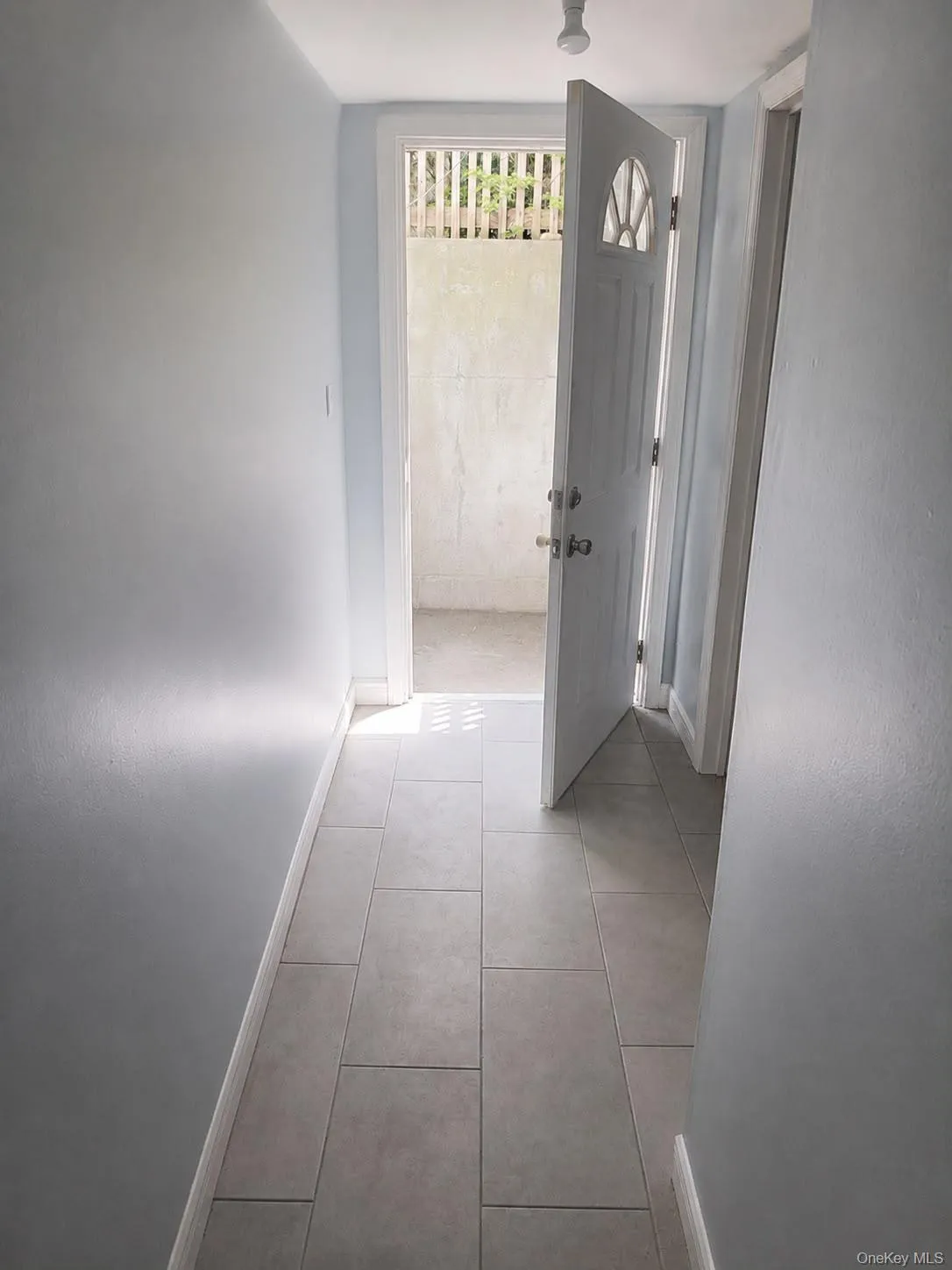 6 Chalden Court, Huntington, NY, 5 Bedrooms Bedrooms, 11 Rooms Rooms,2 BathroomsBathrooms,Residential,For Rent,Chalden,0,1038402 6 Chalden Court, Huntington, NY, 5 Bedrooms Bedrooms, 11 Rooms Rooms,2 BathroomsBathrooms,Residential,For Rent,Chalden,0,1038402