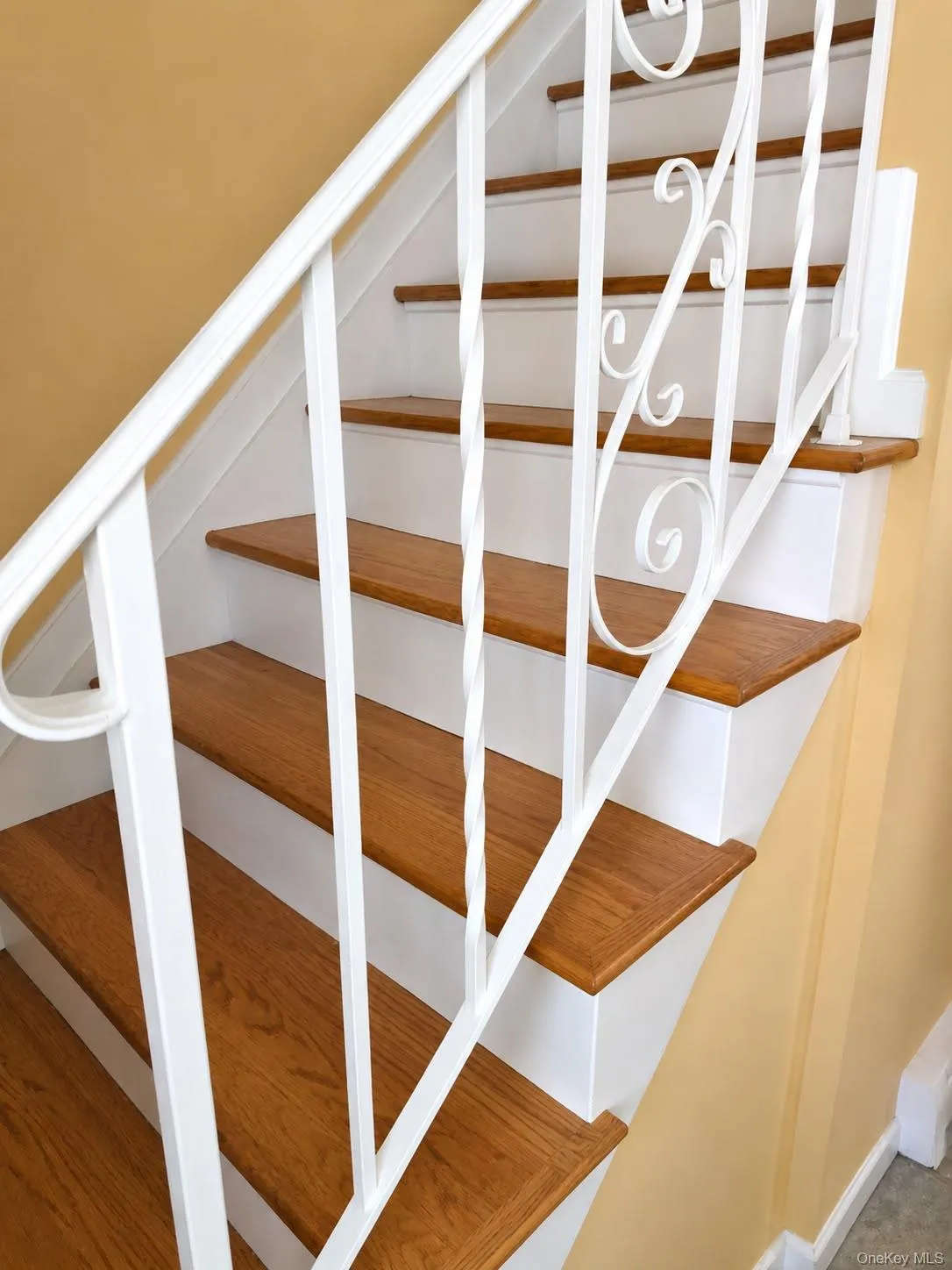 6 Chalden Court, Huntington, NY, 5 Bedrooms Bedrooms, 11 Rooms Rooms,2 BathroomsBathrooms,Residential,For Rent,Chalden,0,1038402 6 Chalden Court, Huntington, NY, 5 Bedrooms Bedrooms, 11 Rooms Rooms,2 BathroomsBathrooms,Residential,For Rent,Chalden,0,1038402