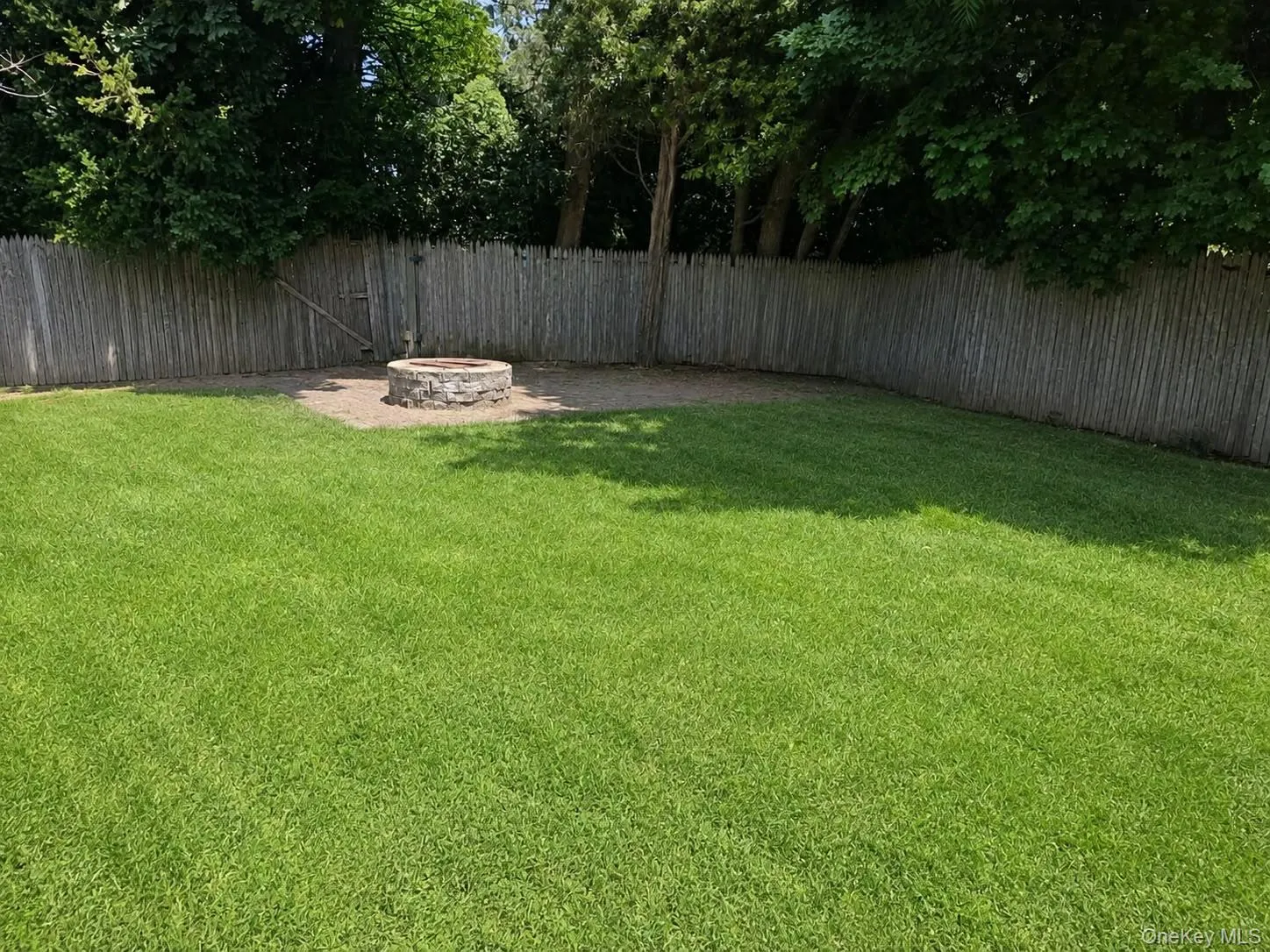 6 Chalden Court, Huntington, NY, 5 Bedrooms Bedrooms, 11 Rooms Rooms,2 BathroomsBathrooms,Residential,For Rent,Chalden,0,1038402 6 Chalden Court, Huntington, NY, 5 Bedrooms Bedrooms, 11 Rooms Rooms,2 BathroomsBathrooms,Residential,For Rent,Chalden,0,1038402
