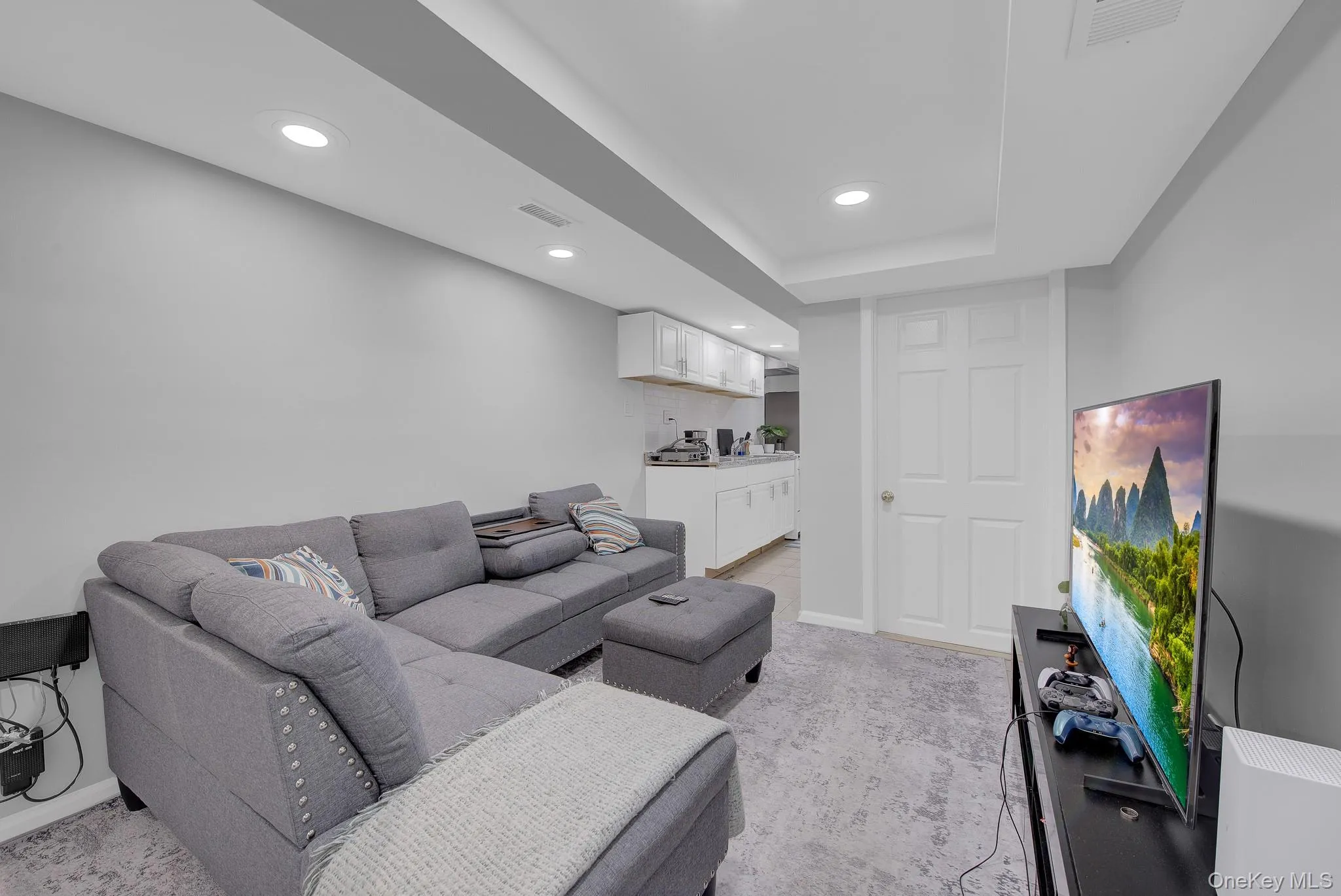 9137 91st Street, New York, NY, 3 Bedrooms Bedrooms, 9 Rooms Rooms,2 BathroomsBathrooms,Residential,For Rent,91st,0,1038403 9137 91st Street, New York, NY, 3 Bedrooms Bedrooms, 9 Rooms Rooms,2 BathroomsBathrooms,Residential,For Rent,91st,0,1038403