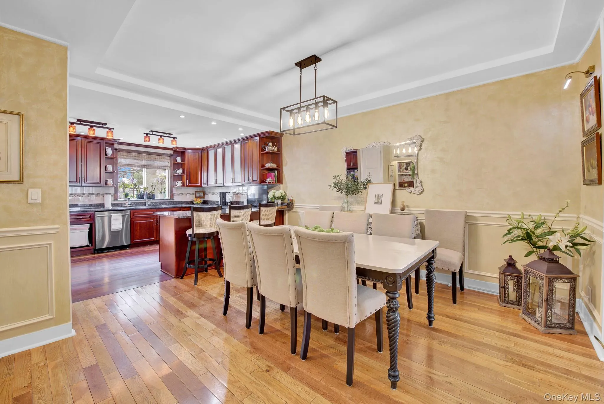 9137 91st Street, New York, NY, 3 Bedrooms Bedrooms, 9 Rooms Rooms,2 BathroomsBathrooms,Residential,For Rent,91st,0,1038403 9137 91st Street, New York, NY, 3 Bedrooms Bedrooms, 9 Rooms Rooms,2 BathroomsBathrooms,Residential,For Rent,91st,0,1038403