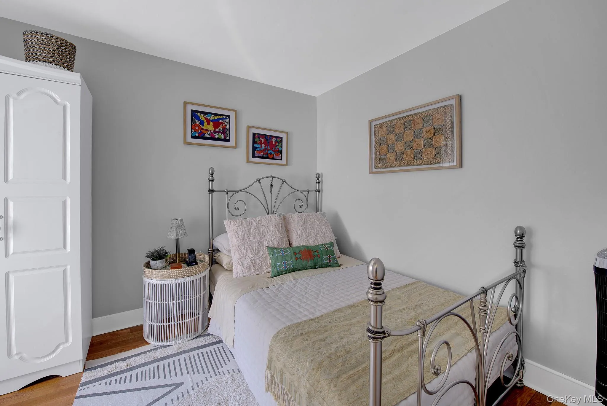 9137 91st Street, New York, NY, 3 Bedrooms Bedrooms, 9 Rooms Rooms,2 BathroomsBathrooms,Residential,For Rent,91st,0,1038403 9137 91st Street, New York, NY, 3 Bedrooms Bedrooms, 9 Rooms Rooms,2 BathroomsBathrooms,Residential,For Rent,91st,0,1038403