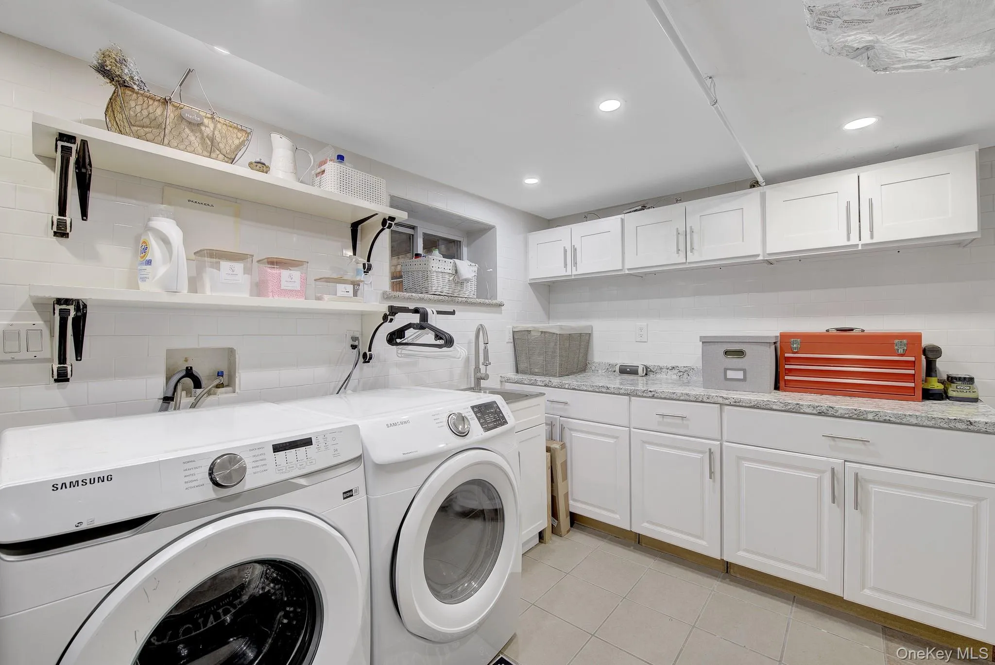 9137 91st Street, New York, NY, 3 Bedrooms Bedrooms, 9 Rooms Rooms,2 BathroomsBathrooms,Residential,For Rent,91st,0,1038403 9137 91st Street, New York, NY, 3 Bedrooms Bedrooms, 9 Rooms Rooms,2 BathroomsBathrooms,Residential,For Rent,91st,0,1038403