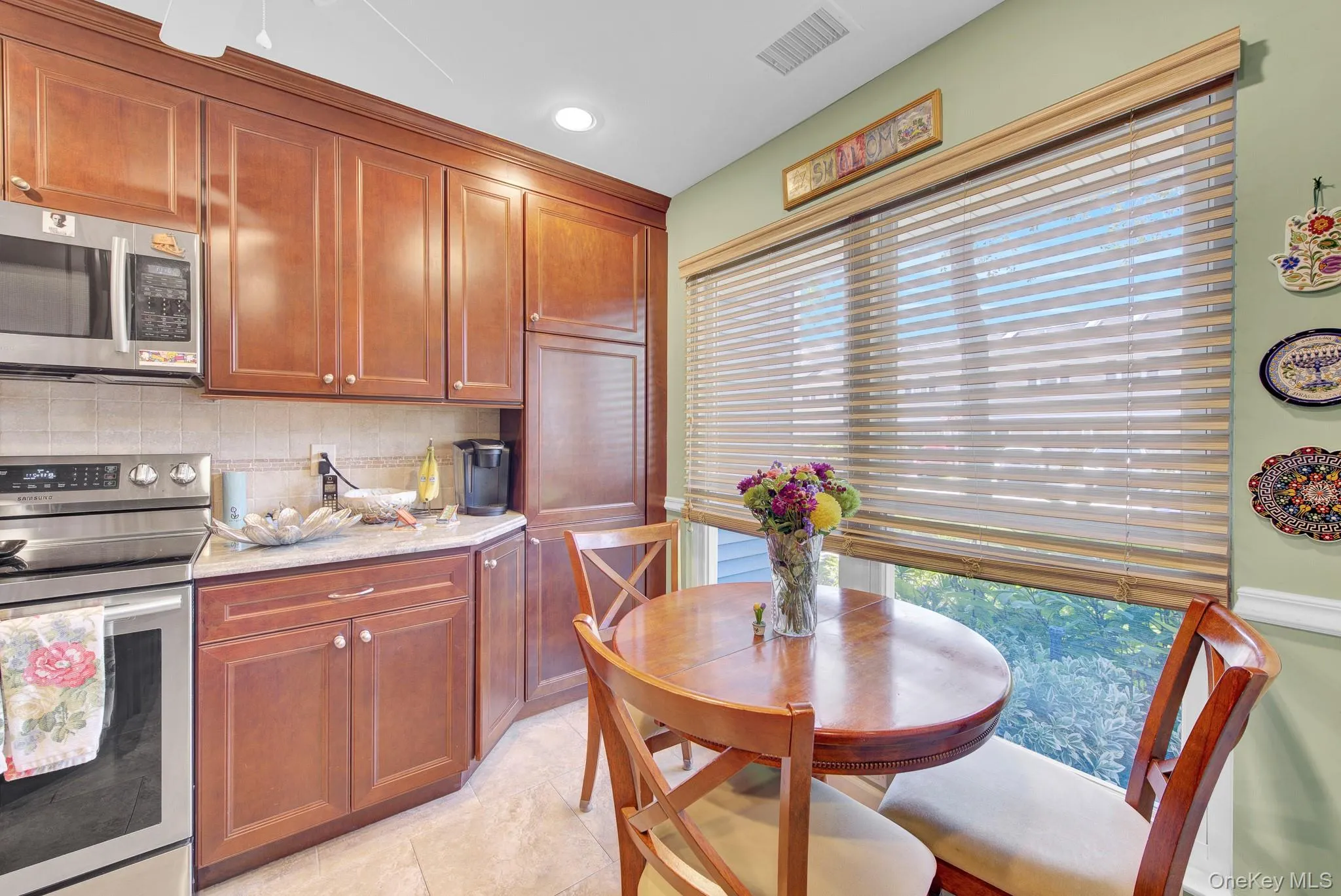 100 Baker Court, Hempstead, NY, 2 Bedrooms Bedrooms, 6 Rooms Rooms,1 BathroomBathrooms,Residential,For Rent,Baker,0,1038404 100 Baker Court, Hempstead, NY, 2 Bedrooms Bedrooms, 6 Rooms Rooms,1 BathroomBathrooms,Residential,For Rent,Baker,0,1038404