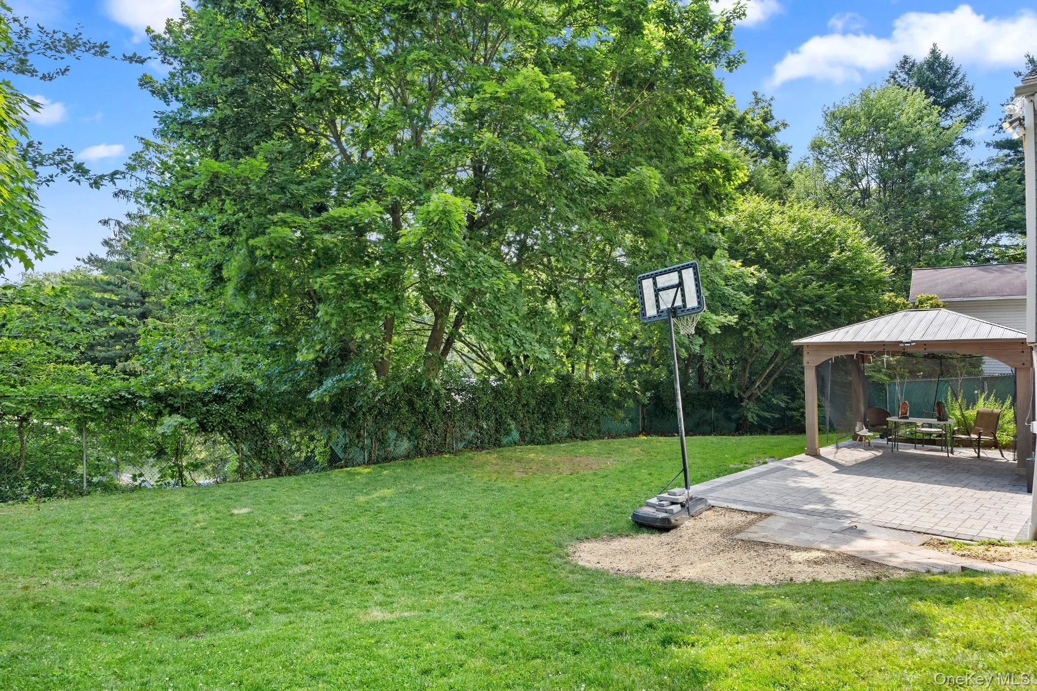 21 Joyce Road, Greenburgh, NY, 3 Bedrooms Bedrooms, 8 Rooms Rooms,1 BathroomBathrooms,Residential Lease,For Rent,Joyce,0,1038406 21 Joyce Road, Greenburgh, NY, 3 Bedrooms Bedrooms, 8 Rooms Rooms,1 BathroomBathrooms,Residential Lease,For Rent,Joyce,0,1038406