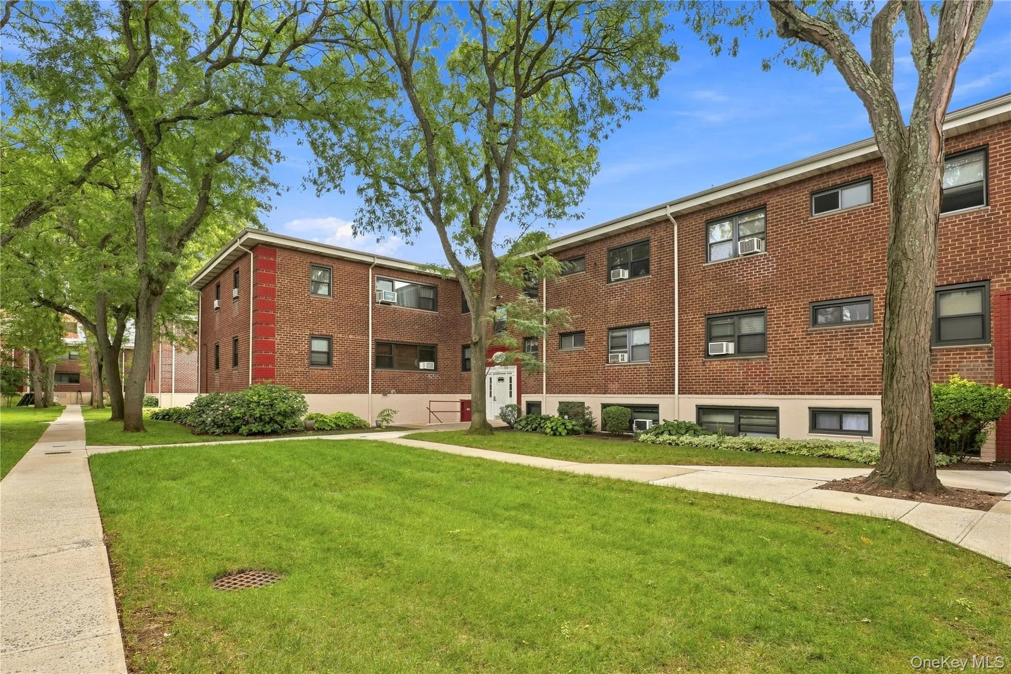 91 Tulip Avenue, Hempstead, NY, 1 Bedroom Bedrooms, 3 Rooms Rooms,1 BathroomBathrooms,Residential,For Rent,Tulip,0,1038408 91 Tulip Avenue, Hempstead, NY, 1 Bedroom Bedrooms, 3 Rooms Rooms,1 BathroomBathrooms,Residential,For Rent,Tulip,0,1038408
