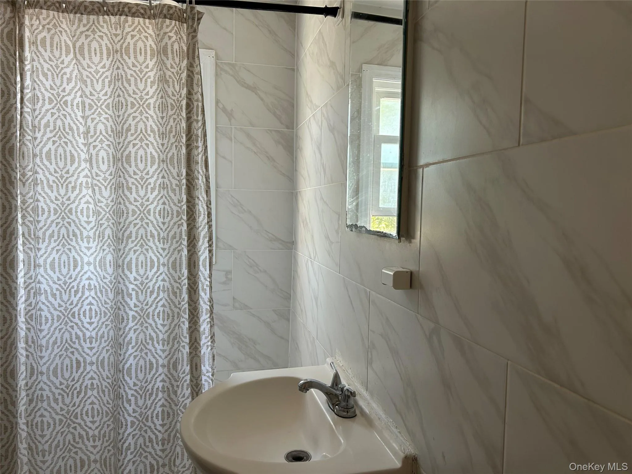149 Broome Avenue, Babylon, NY, 2 Bedroom Bedrooms, 4 Room Rooms,1 BathroomBathrooms,Residential Lease,For Rent,Broome,0,1038410 149 Broome Avenue, Babylon, NY, 2 Bedroom Bedrooms, 4 Room Rooms,1 BathroomBathrooms,Residential Lease,For Rent,Broome,0,1038410