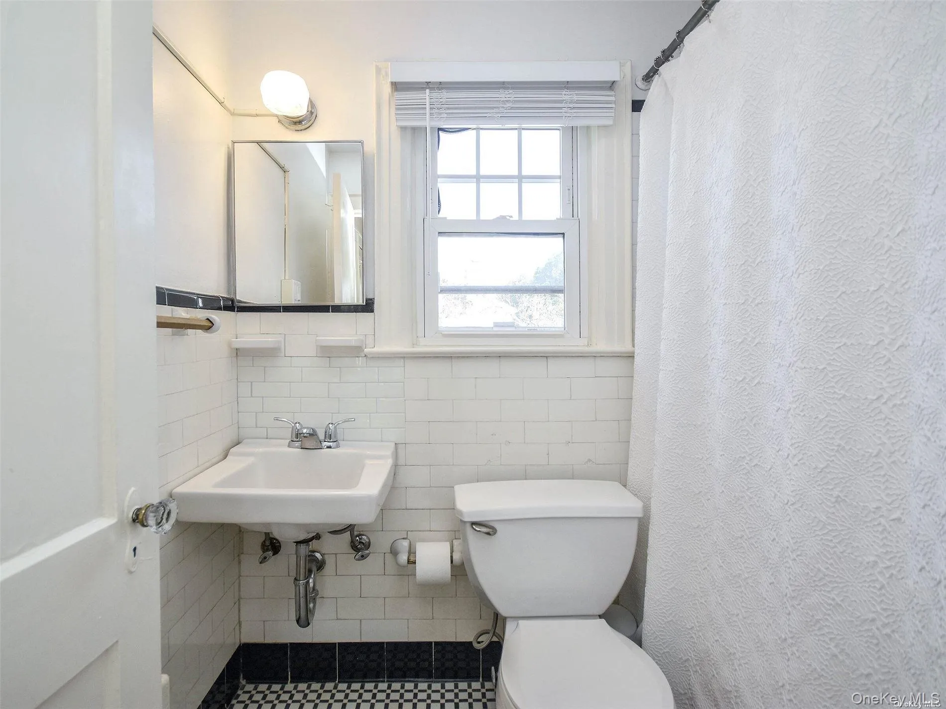 Full Bath Full Bath
