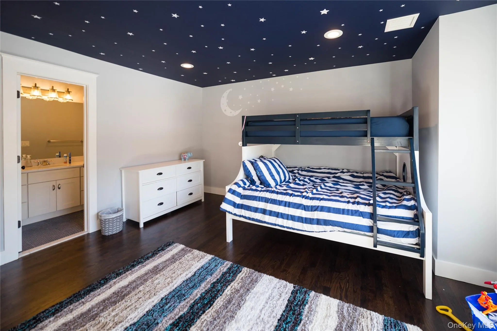 800 Sleepy Hollow Road, Mount Pleasant, NY, 4 Bedrooms Bedrooms, 12 Rooms Rooms,3 BathroomsBathrooms,Residential,For Rent,Sleepy Hollow,0,1038417 800 Sleepy Hollow Road, Mount Pleasant, NY, 4 Bedrooms Bedrooms, 12 Rooms Rooms,3 BathroomsBathrooms,Residential,For Rent,Sleepy Hollow,0,1038417