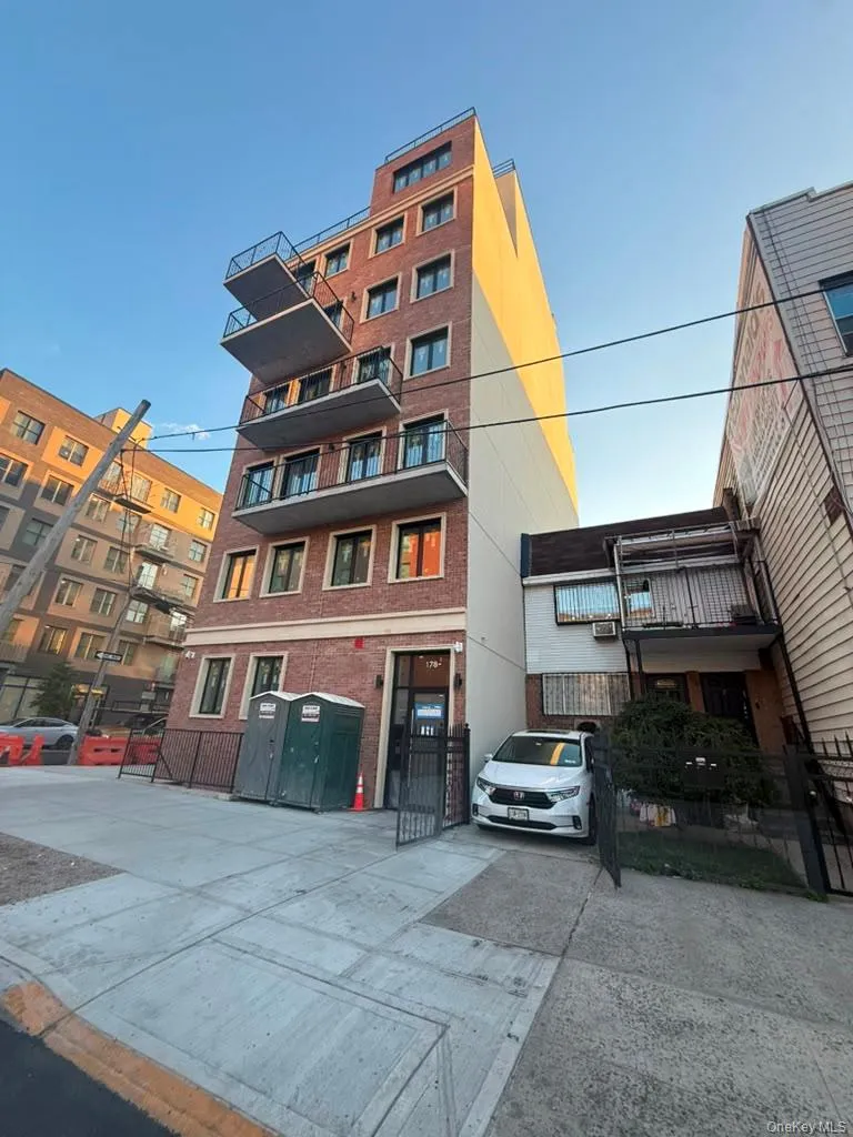 178 Throop Avenue, New York, NY, 5 Bedrooms Bedrooms, 7 Rooms Rooms,2 BathroomsBathrooms,Residential,For Rent,Throop,0,1038419 178 Throop Avenue, New York, NY, 5 Bedrooms Bedrooms, 7 Rooms Rooms,2 BathroomsBathrooms,Residential,For Rent,Throop,0,1038419