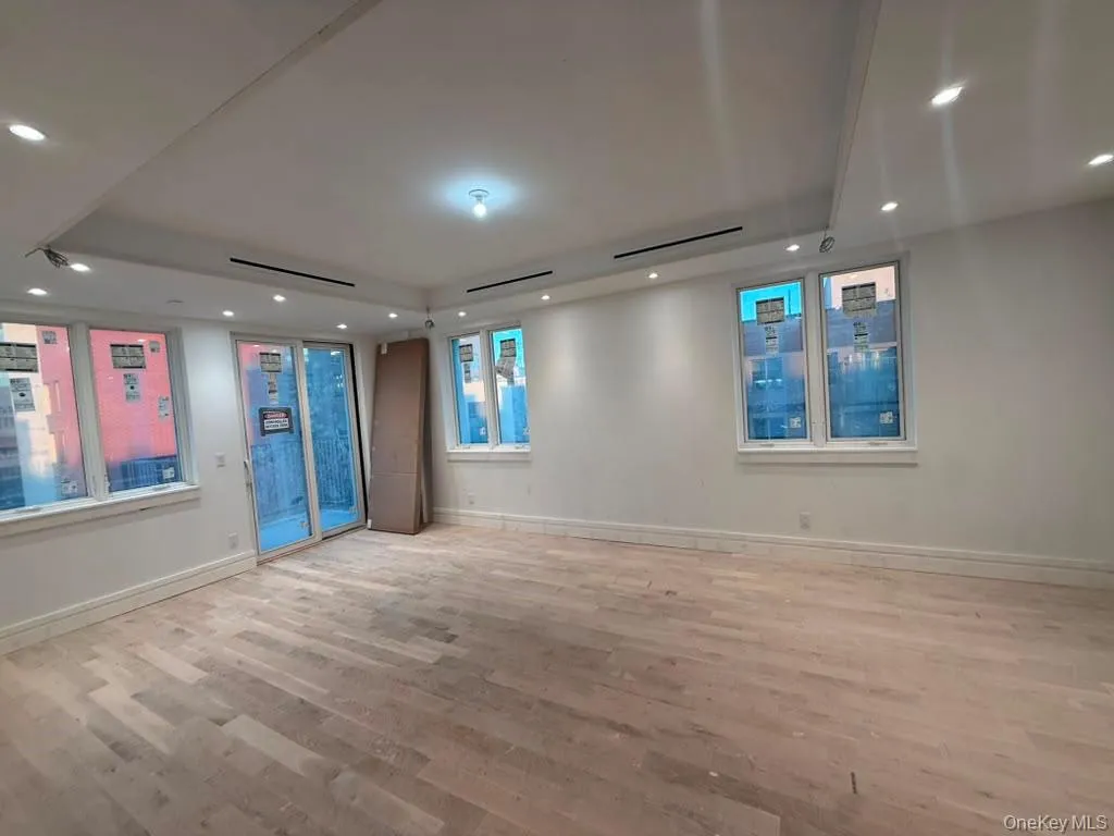178 Throop Avenue, New York, NY, 5 Bedrooms Bedrooms, 7 Rooms Rooms,2 BathroomsBathrooms,Residential,For Rent,Throop,0,1038419 178 Throop Avenue, New York, NY, 5 Bedrooms Bedrooms, 7 Rooms Rooms,2 BathroomsBathrooms,Residential,For Rent,Throop,0,1038419
