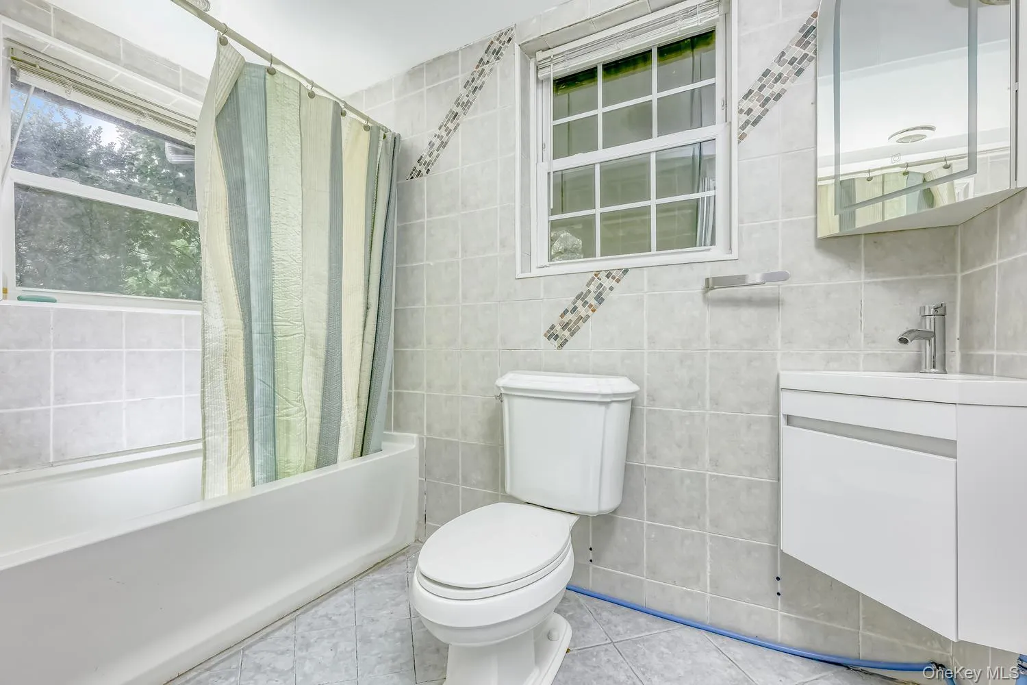 41 Parker Drive, Ramapo, NY, 6 Bedrooms Bedrooms, 13 Rooms Rooms,3 BathroomsBathrooms,Residential,For Rent,Parker,0,1038420 41 Parker Drive, Ramapo, NY, 6 Bedrooms Bedrooms, 13 Rooms Rooms,3 BathroomsBathrooms,Residential,For Rent,Parker,0,1038420