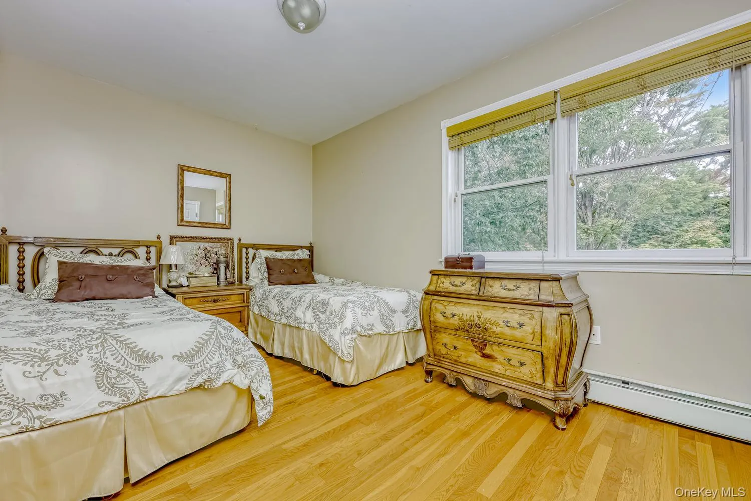 41 Parker Drive, Ramapo, NY, 6 Bedrooms Bedrooms, 13 Rooms Rooms,3 BathroomsBathrooms,Residential,For Rent,Parker,0,1038420 41 Parker Drive, Ramapo, NY, 6 Bedrooms Bedrooms, 13 Rooms Rooms,3 BathroomsBathrooms,Residential,For Rent,Parker,0,1038420
