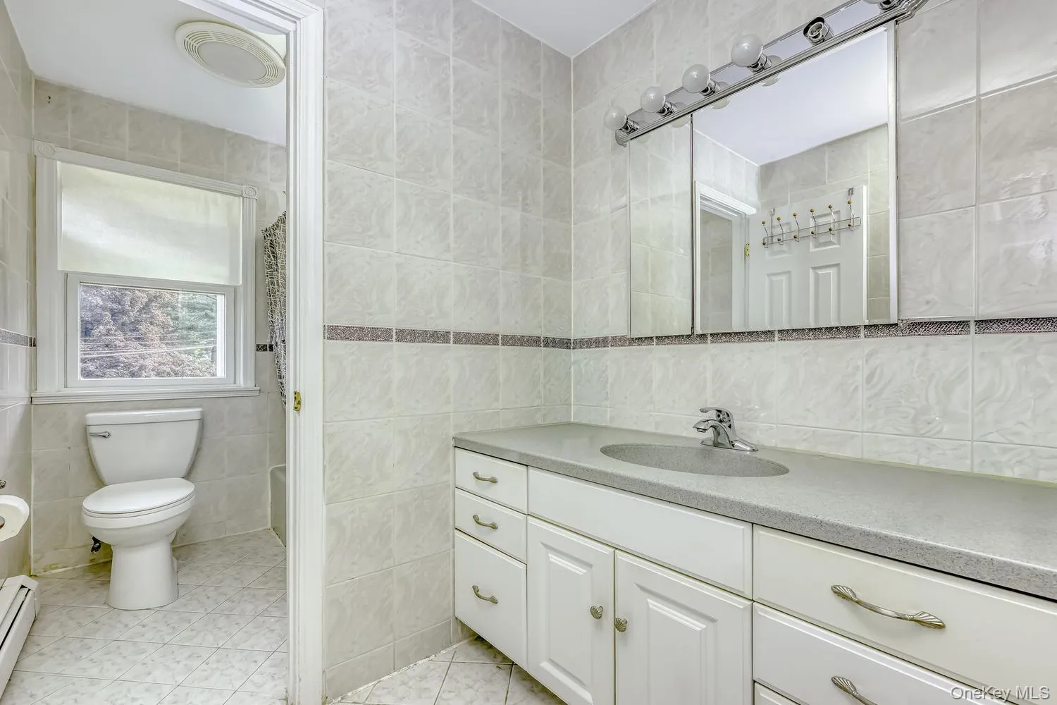 41 Parker Drive, Ramapo, NY, 6 Bedrooms Bedrooms, 13 Rooms Rooms,3 BathroomsBathrooms,Residential,For Rent,Parker,0,1038420 41 Parker Drive, Ramapo, NY, 6 Bedrooms Bedrooms, 13 Rooms Rooms,3 BathroomsBathrooms,Residential,For Rent,Parker,0,1038420