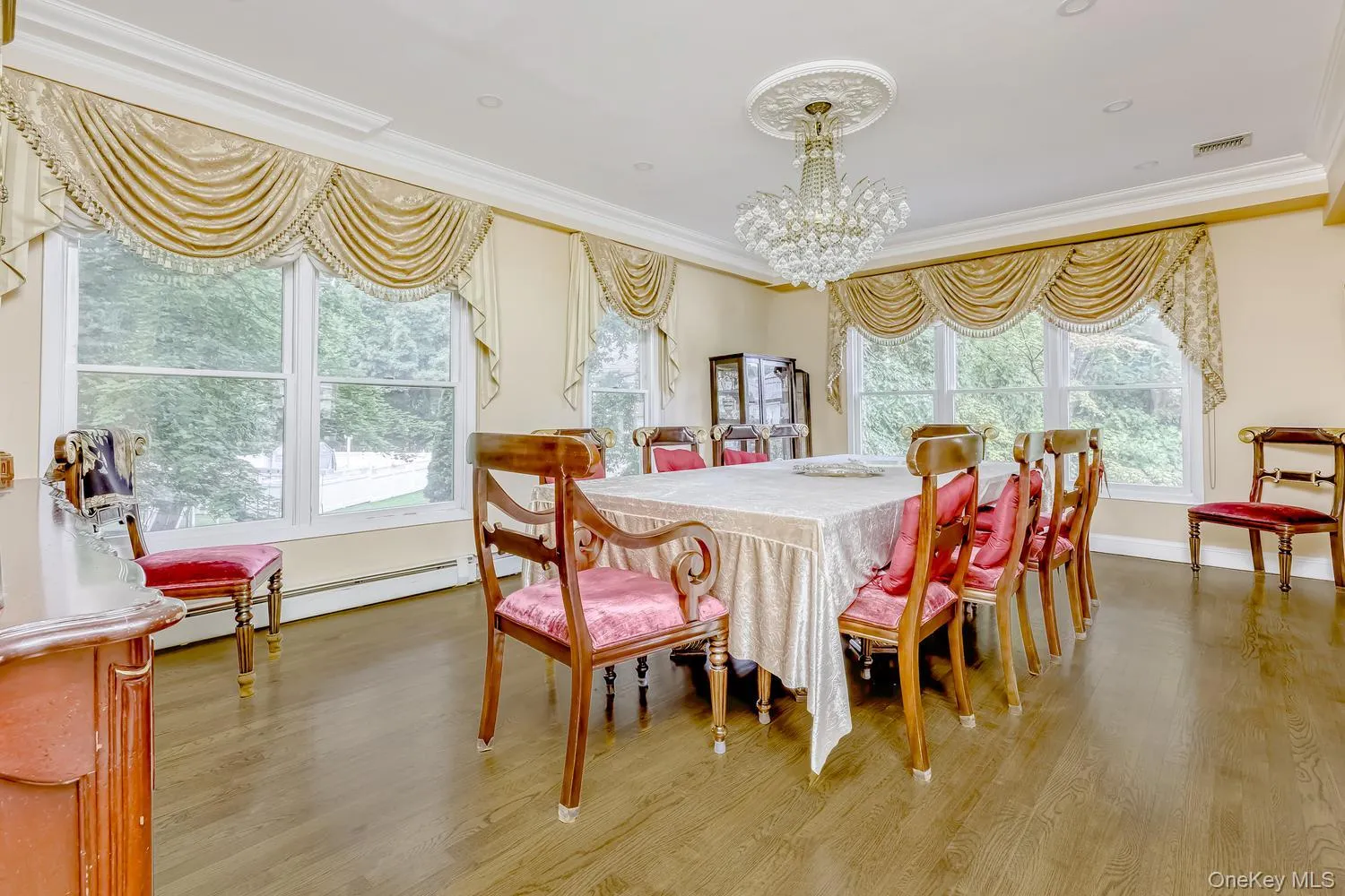 41 Parker Drive, Ramapo, NY, 6 Bedrooms Bedrooms, 13 Rooms Rooms,3 BathroomsBathrooms,Residential,For Rent,Parker,0,1038420 41 Parker Drive, Ramapo, NY, 6 Bedrooms Bedrooms, 13 Rooms Rooms,3 BathroomsBathrooms,Residential,For Rent,Parker,0,1038420