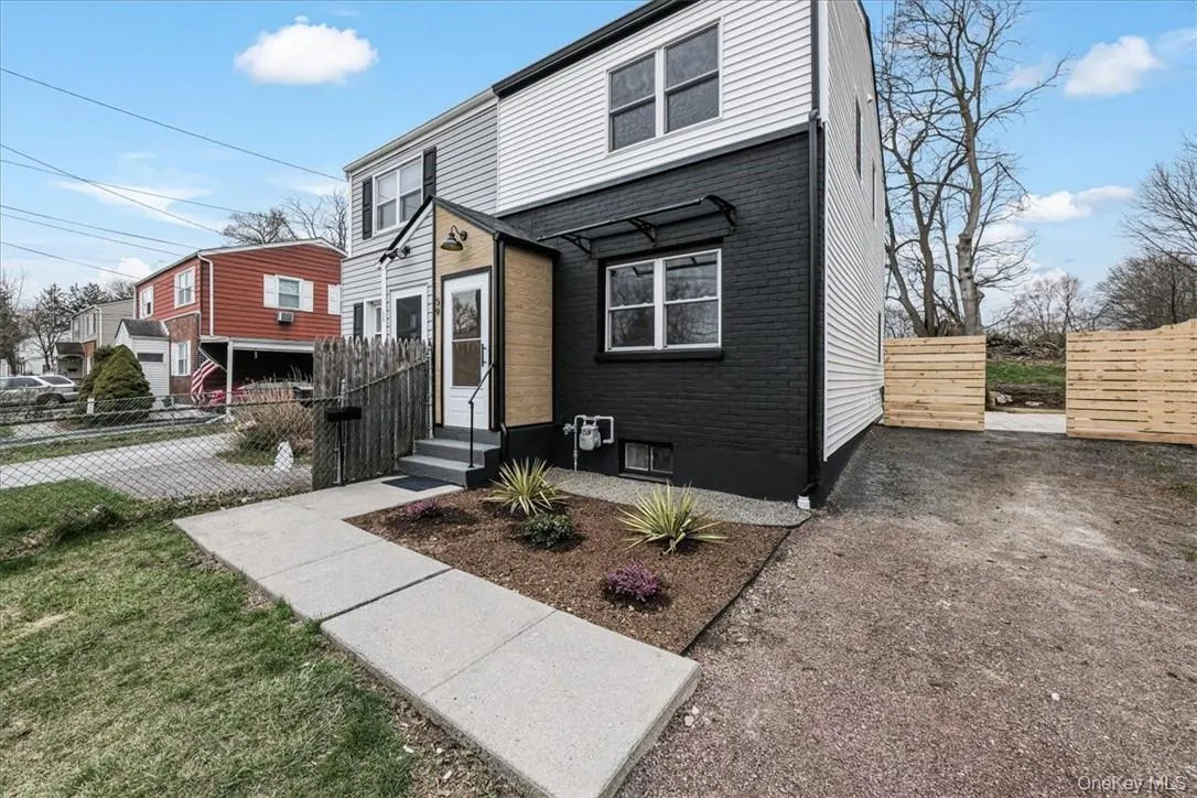 59 Paggi Terrace, Wappinger, NY, 2 Bedrooms Bedrooms, 7 Rooms Rooms,1 BathroomBathrooms,Residential Lease,For Rent,Paggi,0,1038421 59 Paggi Terrace, Wappinger, NY, 2 Bedrooms Bedrooms, 7 Rooms Rooms,1 BathroomBathrooms,Residential Lease,For Rent,Paggi,0,1038421