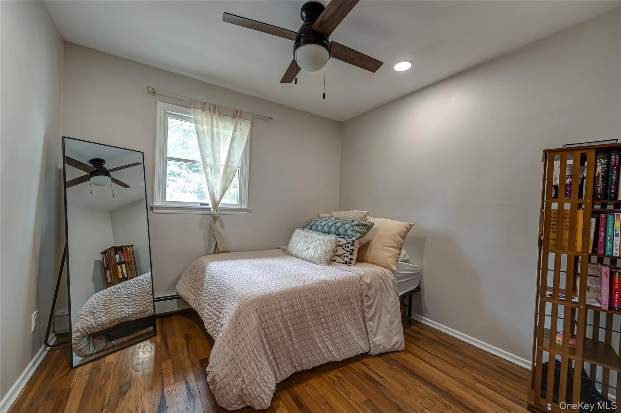 9 Carole Lane, Islip, NY, 3 Bedrooms Bedrooms, 8 Rooms Rooms,2 BathroomsBathrooms,Residential,For Rent,Carole,0,1038422 9 Carole Lane, Islip, NY, 3 Bedrooms Bedrooms, 8 Rooms Rooms,2 BathroomsBathrooms,Residential,For Rent,Carole,0,1038422