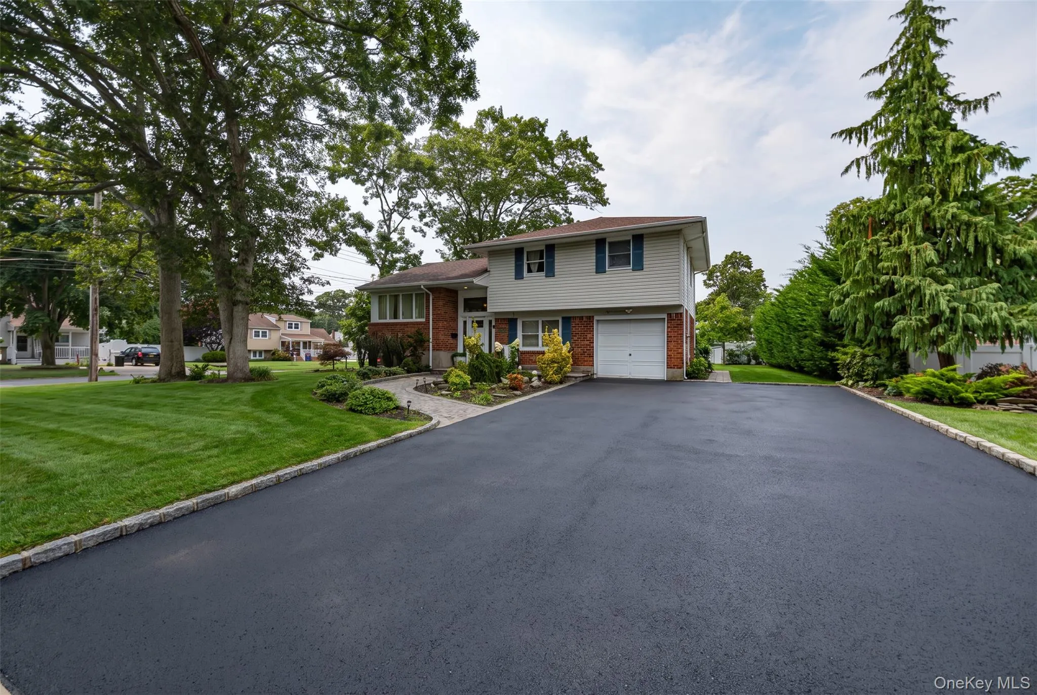 9 Carole Lane, Islip, NY, 3 Bedrooms Bedrooms, 8 Rooms Rooms,2 BathroomsBathrooms,Residential,For Rent,Carole,0,1038422 9 Carole Lane, Islip, NY, 3 Bedrooms Bedrooms, 8 Rooms Rooms,2 BathroomsBathrooms,Residential,For Rent,Carole,0,1038422