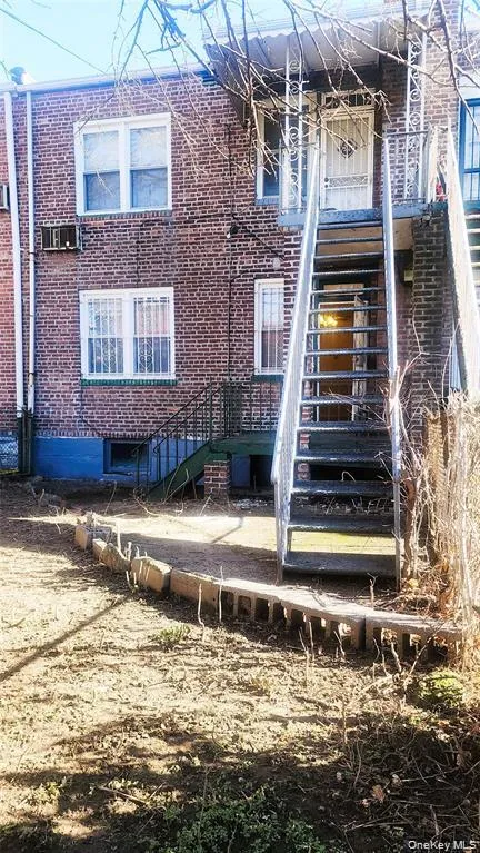 664 Remsen Avenue, New York, NY, 2 Bedrooms Bedrooms, 3 Rooms Rooms,1 BathroomBathrooms,Residential Lease,For Rent,Remsen,0,1038424 664 Remsen Avenue, New York, NY, 2 Bedrooms Bedrooms, 3 Rooms Rooms,1 BathroomBathrooms,Residential Lease,For Rent,Remsen,0,1038424