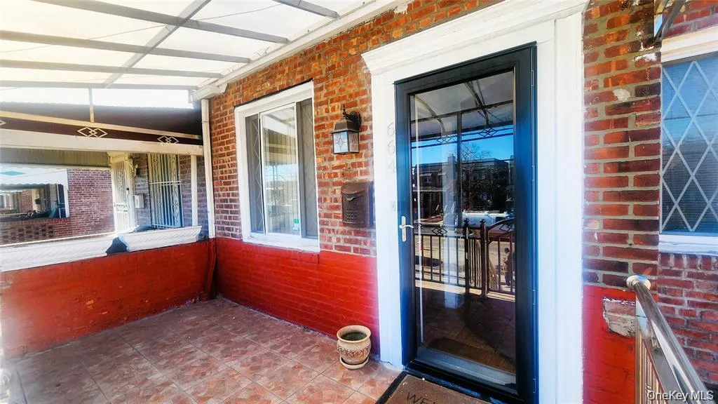 664 Remsen Avenue, New York, NY, 2 Bedrooms Bedrooms, 3 Rooms Rooms,1 BathroomBathrooms,Residential Lease,For Rent,Remsen,0,1038424 664 Remsen Avenue, New York, NY, 2 Bedrooms Bedrooms, 3 Rooms Rooms,1 BathroomBathrooms,Residential Lease,For Rent,Remsen,0,1038424