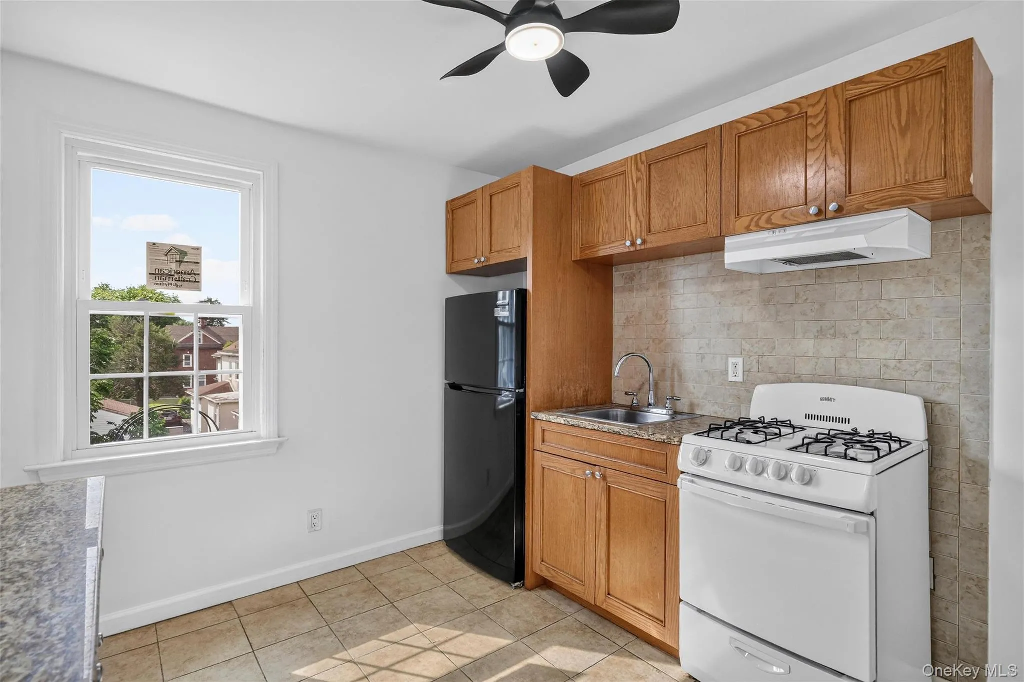 72 Bayard Street, New Rochelle, NY, 1 Bedroom Bedrooms, 3 Rooms Rooms,1 BathroomBathrooms,Residential Lease,For Rent,Bayard,0,1038428 72 Bayard Street, New Rochelle, NY, 1 Bedroom Bedrooms, 3 Rooms Rooms,1 BathroomBathrooms,Residential Lease,For Rent,Bayard,0,1038428