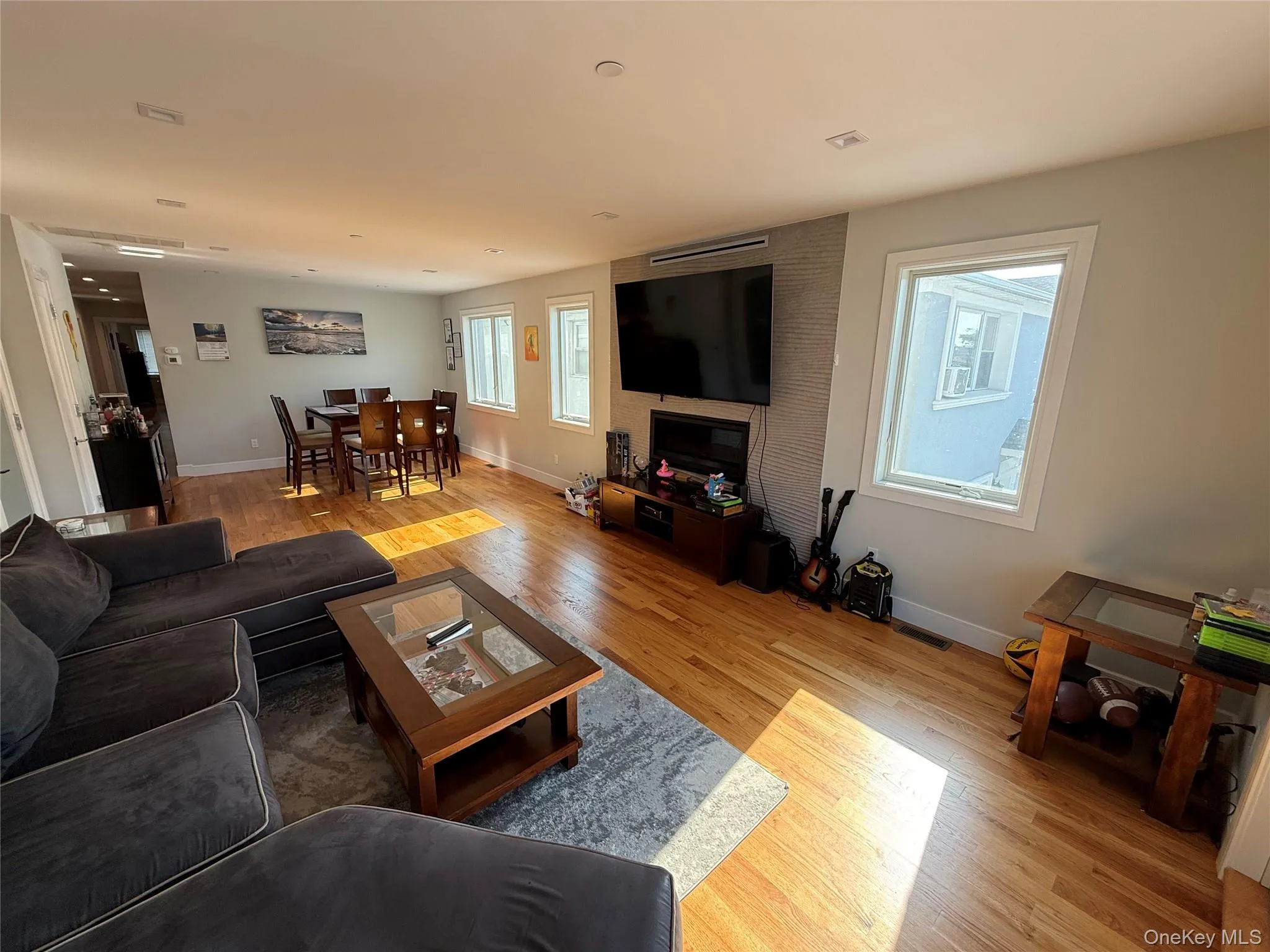 648 Broadway, Long Beach, NY, 3 Bedrooms Bedrooms, 6 Rooms Rooms,2 BathroomsBathrooms,Residential Lease,For Rent,Broadway,0,1038431 648 Broadway, Long Beach, NY, 3 Bedrooms Bedrooms, 6 Rooms Rooms,2 BathroomsBathrooms,Residential Lease,For Rent,Broadway,0,1038431