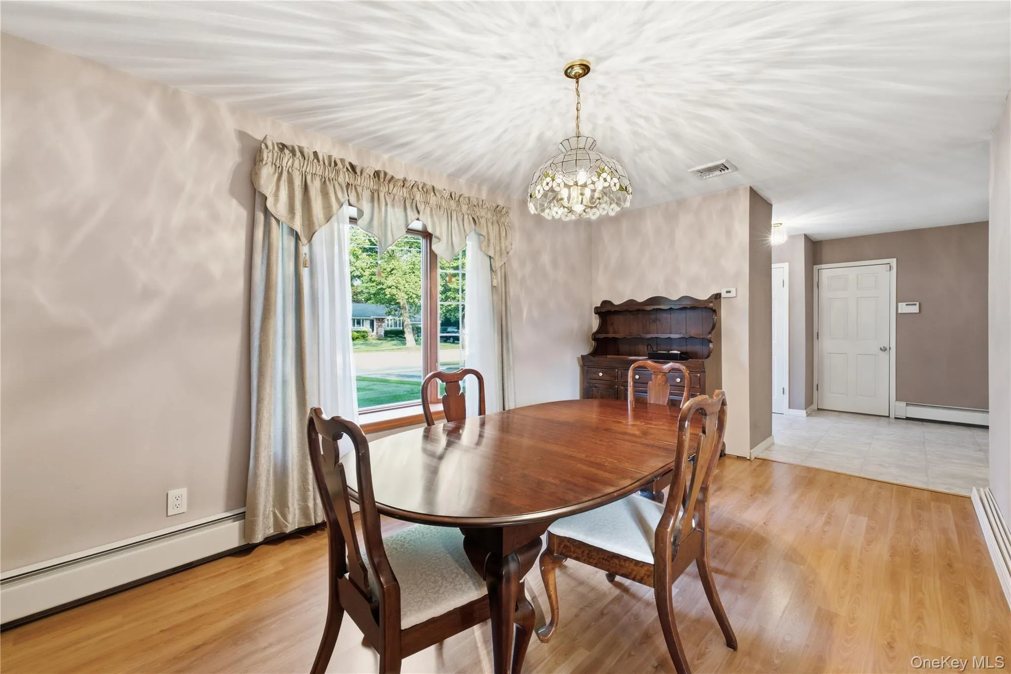 276 Mount Pleasant Road, Smithtown, NY, 4 Bedrooms Bedrooms, 11 Rooms Rooms,2 BathroomsBathrooms,Residential,For Rent,Mount Pleasant,0,1038435 276 Mount Pleasant Road, Smithtown, NY, 4 Bedrooms Bedrooms, 11 Rooms Rooms,2 BathroomsBathrooms,Residential,For Rent,Mount Pleasant,0,1038435