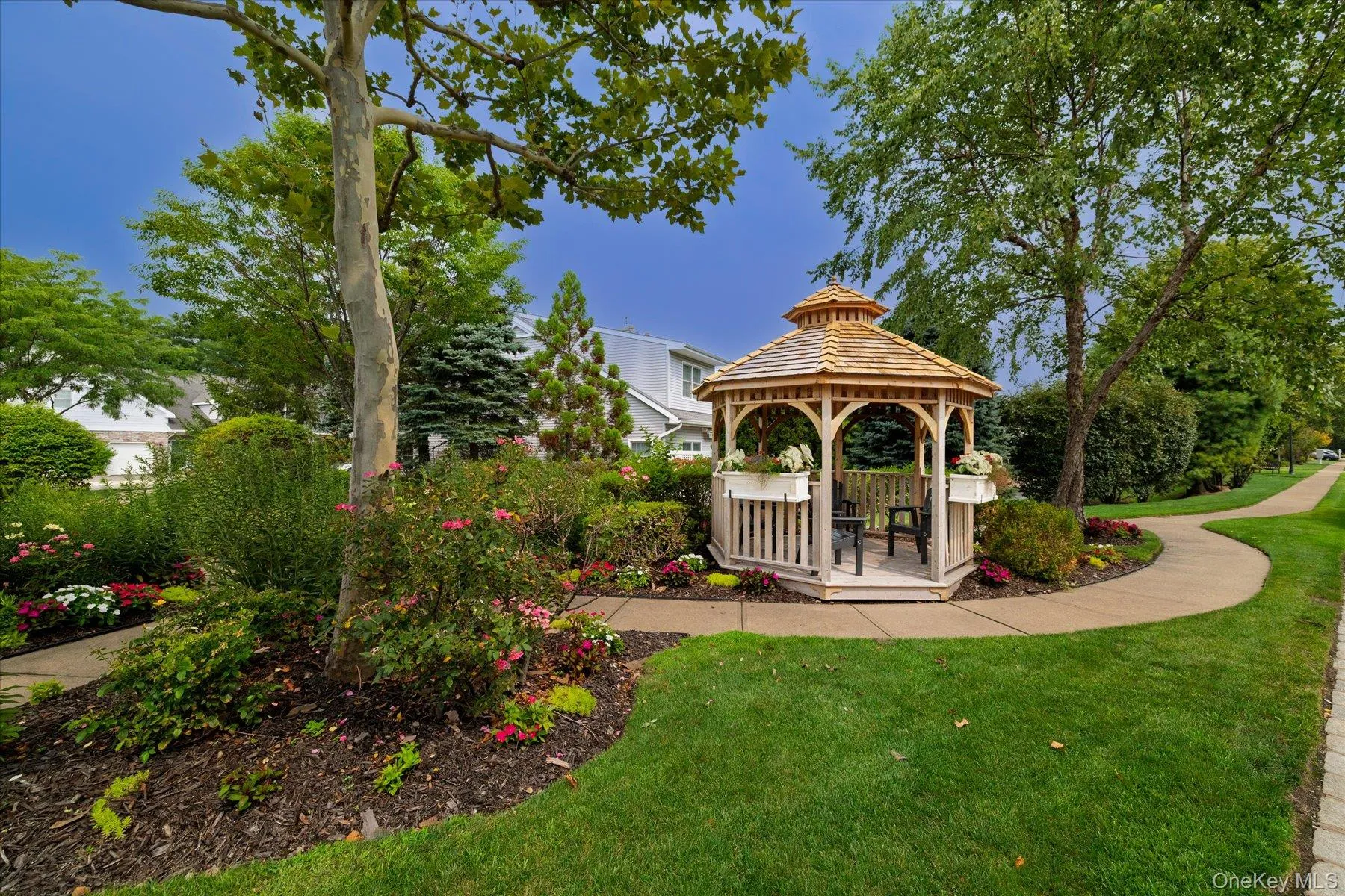 196 Pond View Drive, North Hempstead, NY, 3 Bedrooms Bedrooms, 6 Rooms Rooms,2 BathroomsBathrooms,Residential,For Rent,Pond View,0,1038436 196 Pond View Drive, North Hempstead, NY, 3 Bedrooms Bedrooms, 6 Rooms Rooms,2 BathroomsBathrooms,Residential,For Rent,Pond View,0,1038436