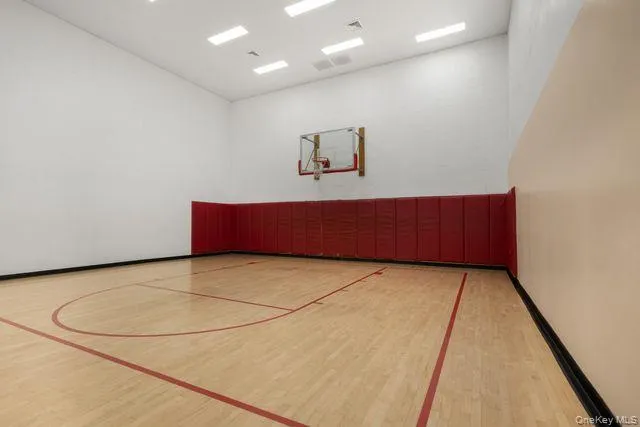 1 Bay Club Drive, New York, NY, 1 Bedroom Bedrooms, 3 Rooms Rooms,1 BathroomBathrooms,Residential,For Rent,Bay Club,0,1038439 1 Bay Club Drive, New York, NY, 1 Bedroom Bedrooms, 3 Rooms Rooms,1 BathroomBathrooms,Residential,For Rent,Bay Club,0,1038439