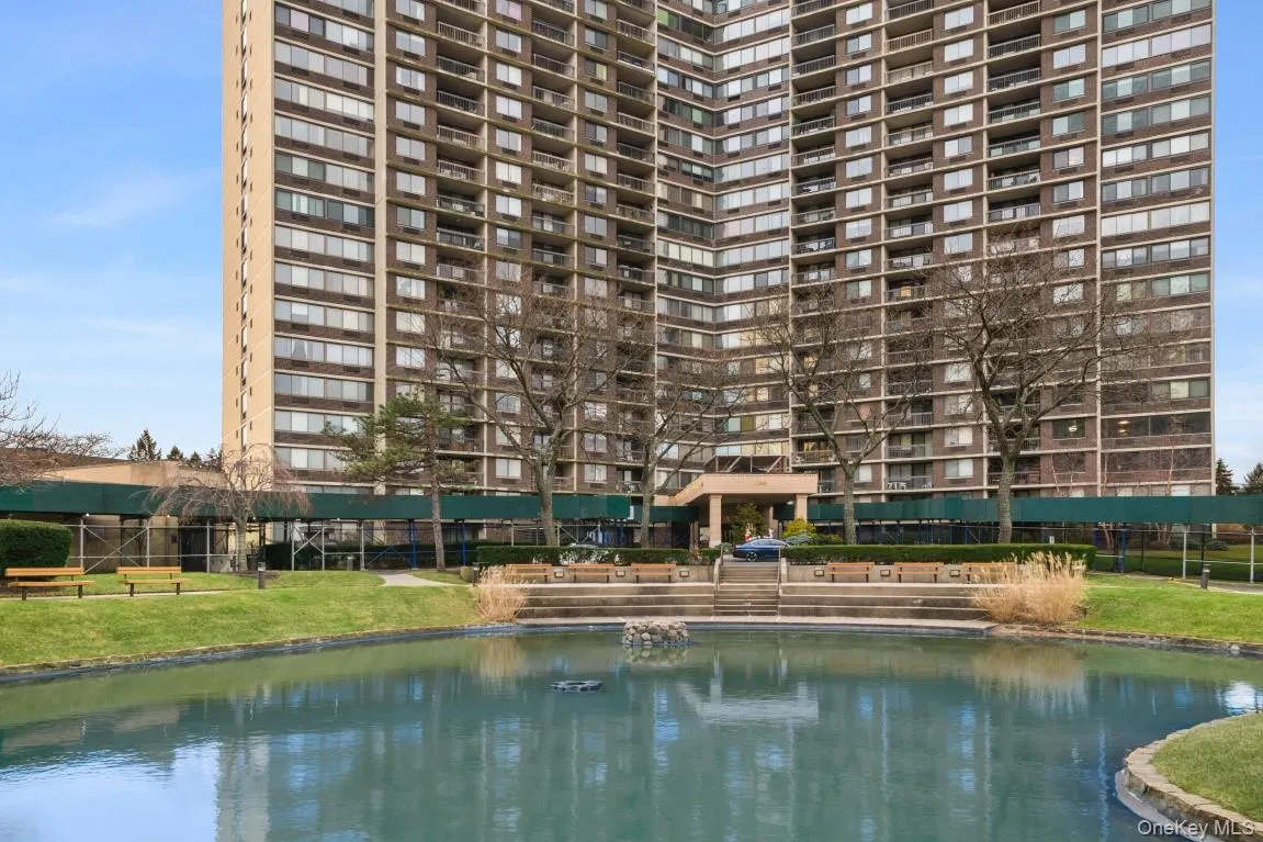 1 Bay Club Drive, New York, NY, 1 Bedroom Bedrooms, 3 Rooms Rooms,1 BathroomBathrooms,Residential,For Rent,Bay Club,0,1038439 1 Bay Club Drive, New York, NY, 1 Bedroom Bedrooms, 3 Rooms Rooms,1 BathroomBathrooms,Residential,For Rent,Bay Club,0,1038439