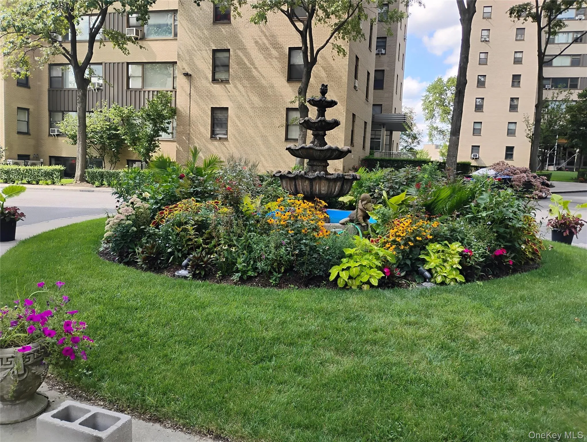 5 Fordham Hill Oval, New York, NY, 1 Bedroom Bedrooms, 4 Rooms Rooms,1 BathroomBathrooms,Residential,For Rent,Fordham Hill,0,1038441 5 Fordham Hill Oval, New York, NY, 1 Bedroom Bedrooms, 4 Rooms Rooms,1 BathroomBathrooms,Residential,For Rent,Fordham Hill,0,1038441