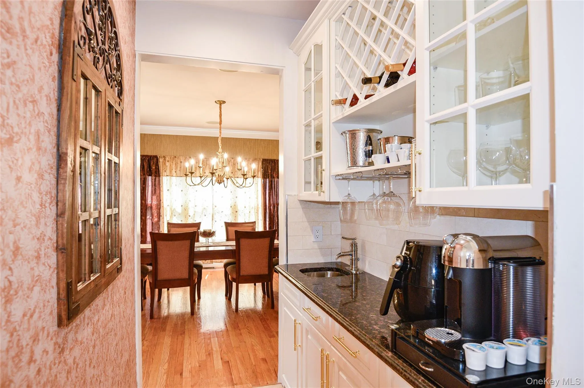 5 Home Court, Huntington, NY, 6 Bedrooms Bedrooms, 11 Rooms Rooms,3 BathroomsBathrooms,Residential,For Rent,Home,0,1038444 5 Home Court, Huntington, NY, 6 Bedrooms Bedrooms, 11 Rooms Rooms,3 BathroomsBathrooms,Residential,For Rent,Home,0,1038444