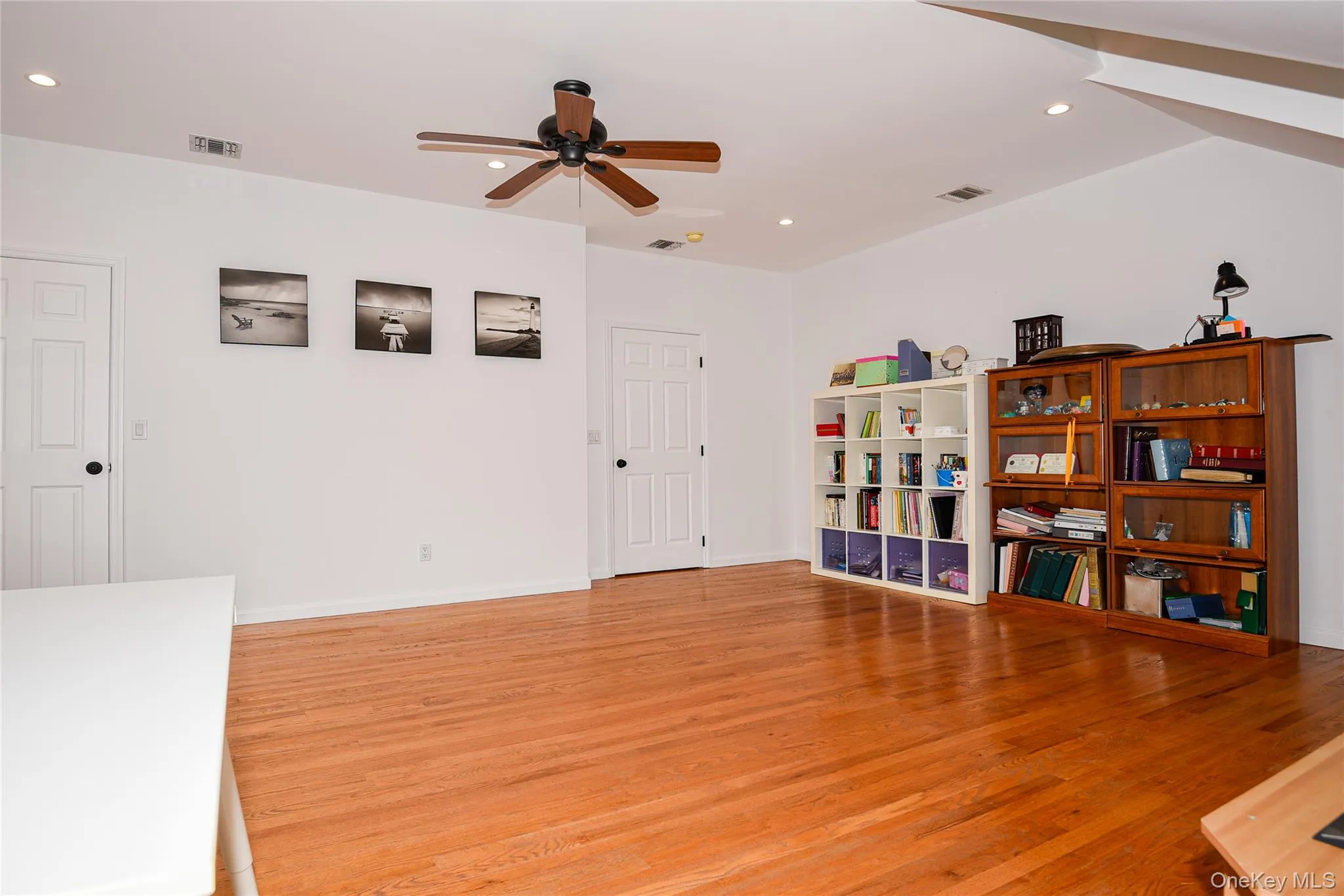 5 Home Court, Huntington, NY, 6 Bedrooms Bedrooms, 11 Rooms Rooms,3 BathroomsBathrooms,Residential,For Rent,Home,0,1038444 5 Home Court, Huntington, NY, 6 Bedrooms Bedrooms, 11 Rooms Rooms,3 BathroomsBathrooms,Residential,For Rent,Home,0,1038444