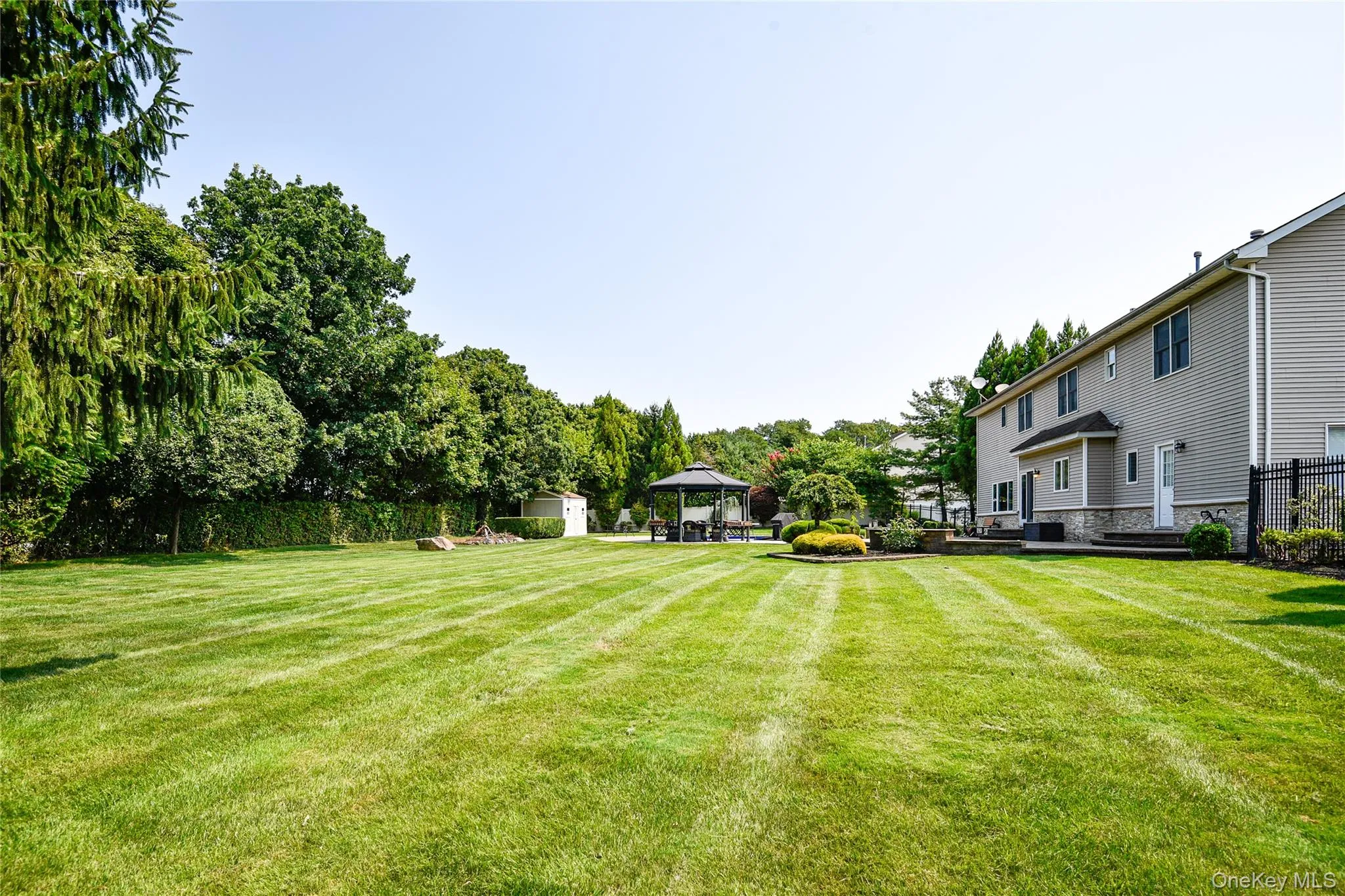 5 Home Court, Huntington, NY, 6 Bedrooms Bedrooms, 11 Rooms Rooms,3 BathroomsBathrooms,Residential,For Rent,Home,0,1038444 5 Home Court, Huntington, NY, 6 Bedrooms Bedrooms, 11 Rooms Rooms,3 BathroomsBathrooms,Residential,For Rent,Home,0,1038444