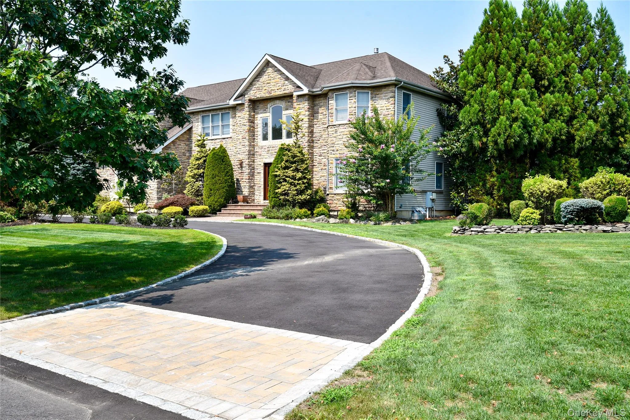 5 Home Court, Huntington, NY, 6 Bedrooms Bedrooms, 11 Rooms Rooms,3 BathroomsBathrooms,Residential,For Rent,Home,0,1038444 5 Home Court, Huntington, NY, 6 Bedrooms Bedrooms, 11 Rooms Rooms,3 BathroomsBathrooms,Residential,For Rent,Home,0,1038444