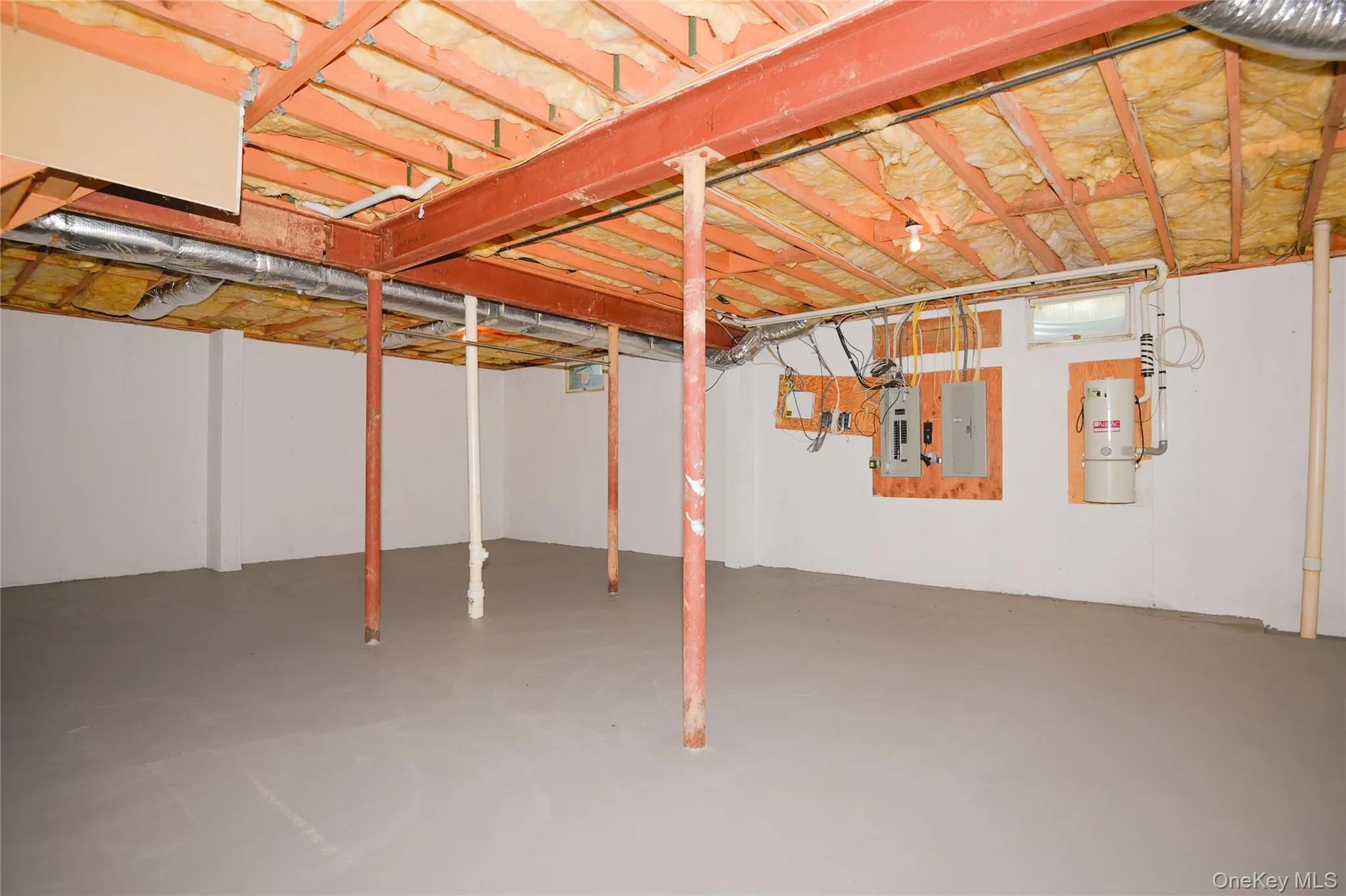 5 Home Court, Huntington, NY, 6 Bedrooms Bedrooms, 11 Rooms Rooms,3 BathroomsBathrooms,Residential,For Rent,Home,0,1038444 5 Home Court, Huntington, NY, 6 Bedrooms Bedrooms, 11 Rooms Rooms,3 BathroomsBathrooms,Residential,For Rent,Home,0,1038444