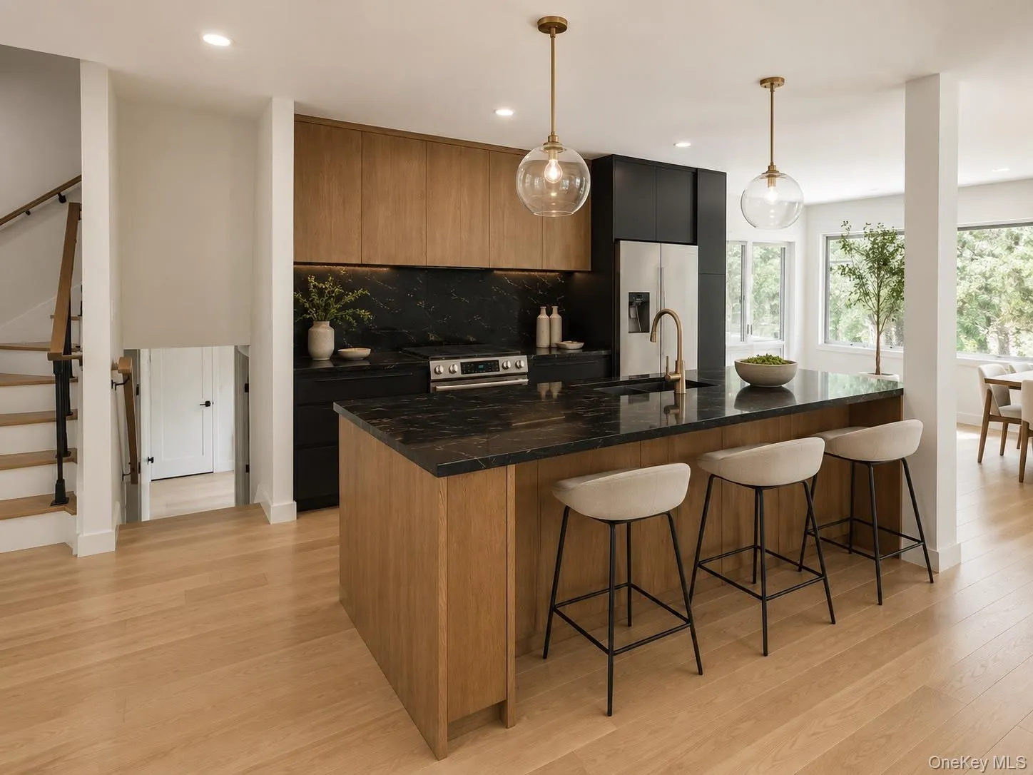 5 Warren Place, Oyster Bay, NY, 4 Bedrooms Bedrooms, 12 Rooms Rooms,3 BathroomsBathrooms,Residential,For Rent,Warren,0,1038453 5 Warren Place, Oyster Bay, NY, 4 Bedrooms Bedrooms, 12 Rooms Rooms,3 BathroomsBathrooms,Residential,For Rent,Warren,0,1038453