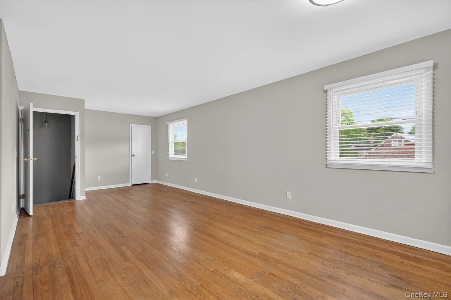 68A Graywood Road, North Hempstead, NY, 4 Bedrooms Bedrooms, 6 Rooms Rooms,2 BathroomsBathrooms,Residential Lease,For Rent,Graywood,0,1038454 68A Graywood Road, North Hempstead, NY, 4 Bedrooms Bedrooms, 6 Rooms Rooms,2 BathroomsBathrooms,Residential Lease,For Rent,Graywood,0,1038454