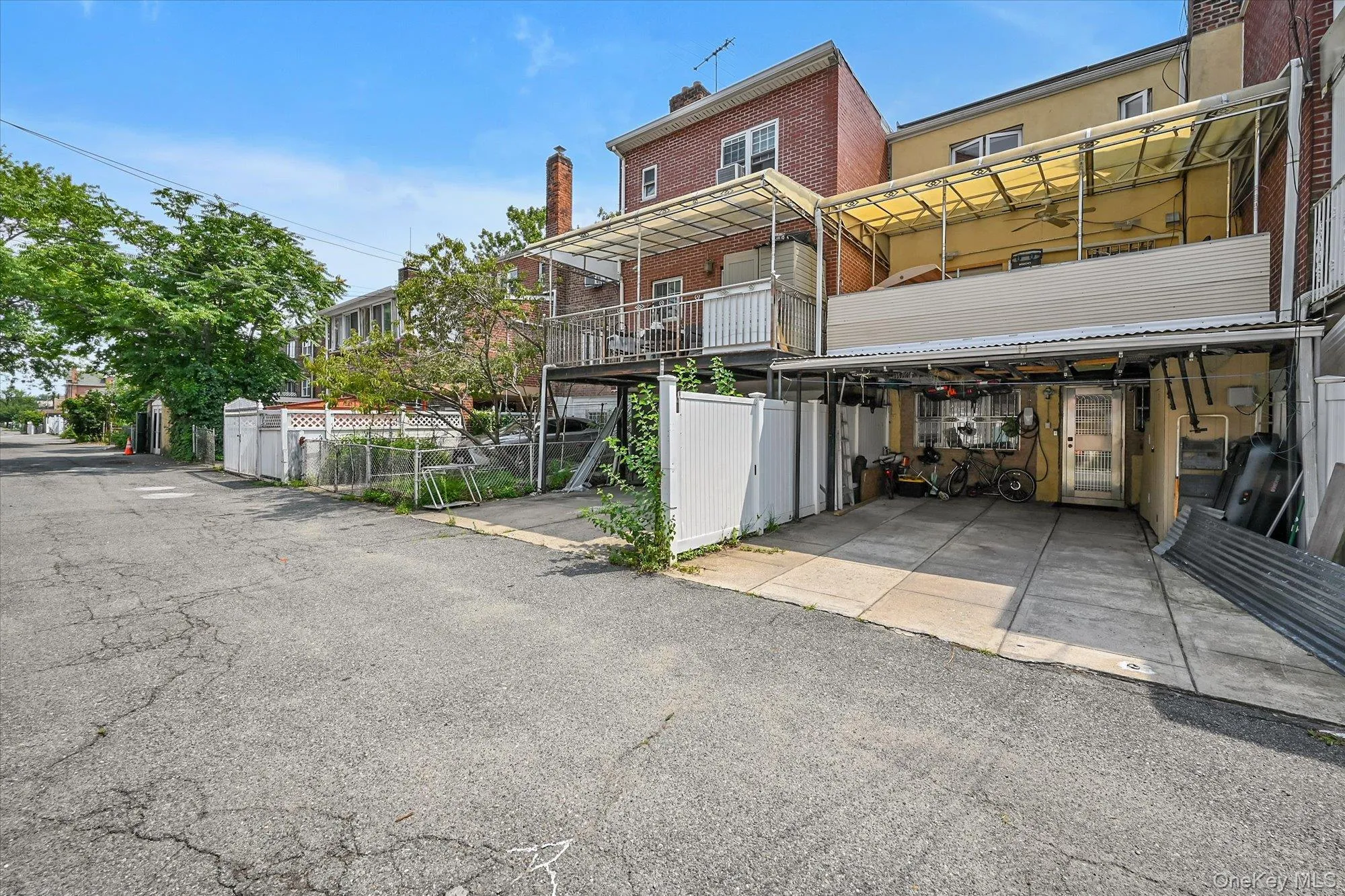 14703 77th Road, New York, NY, 3 Bedrooms Bedrooms, 10 Rooms Rooms,2 BathroomsBathrooms,Residential,For Rent,77th,0,1038456 14703 77th Road, New York, NY, 3 Bedrooms Bedrooms, 10 Rooms Rooms,2 BathroomsBathrooms,Residential,For Rent,77th,0,1038456