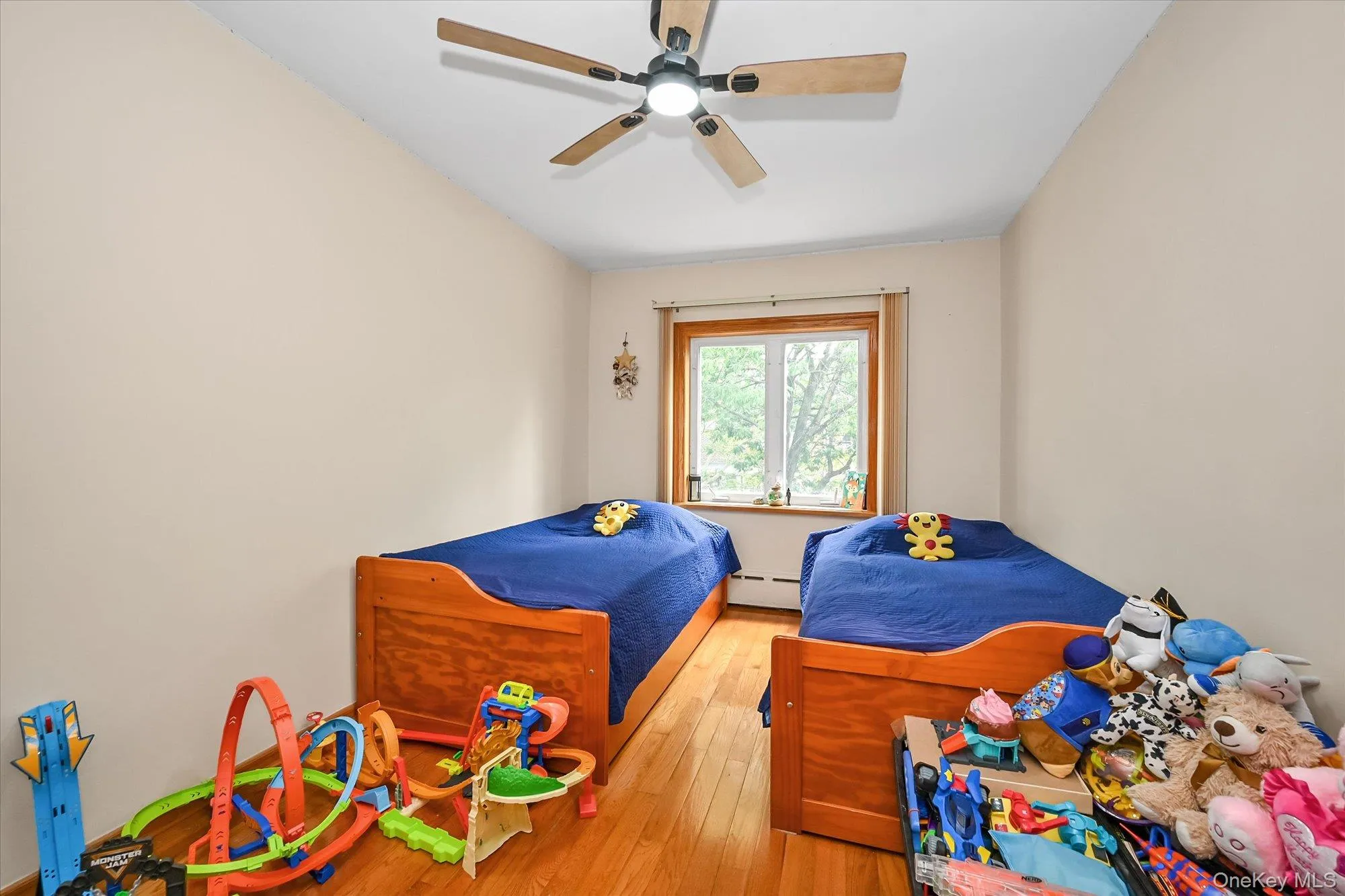 14703 77th Road, New York, NY, 3 Bedrooms Bedrooms, 10 Rooms Rooms,2 BathroomsBathrooms,Residential,For Rent,77th,0,1038456 14703 77th Road, New York, NY, 3 Bedrooms Bedrooms, 10 Rooms Rooms,2 BathroomsBathrooms,Residential,For Rent,77th,0,1038456