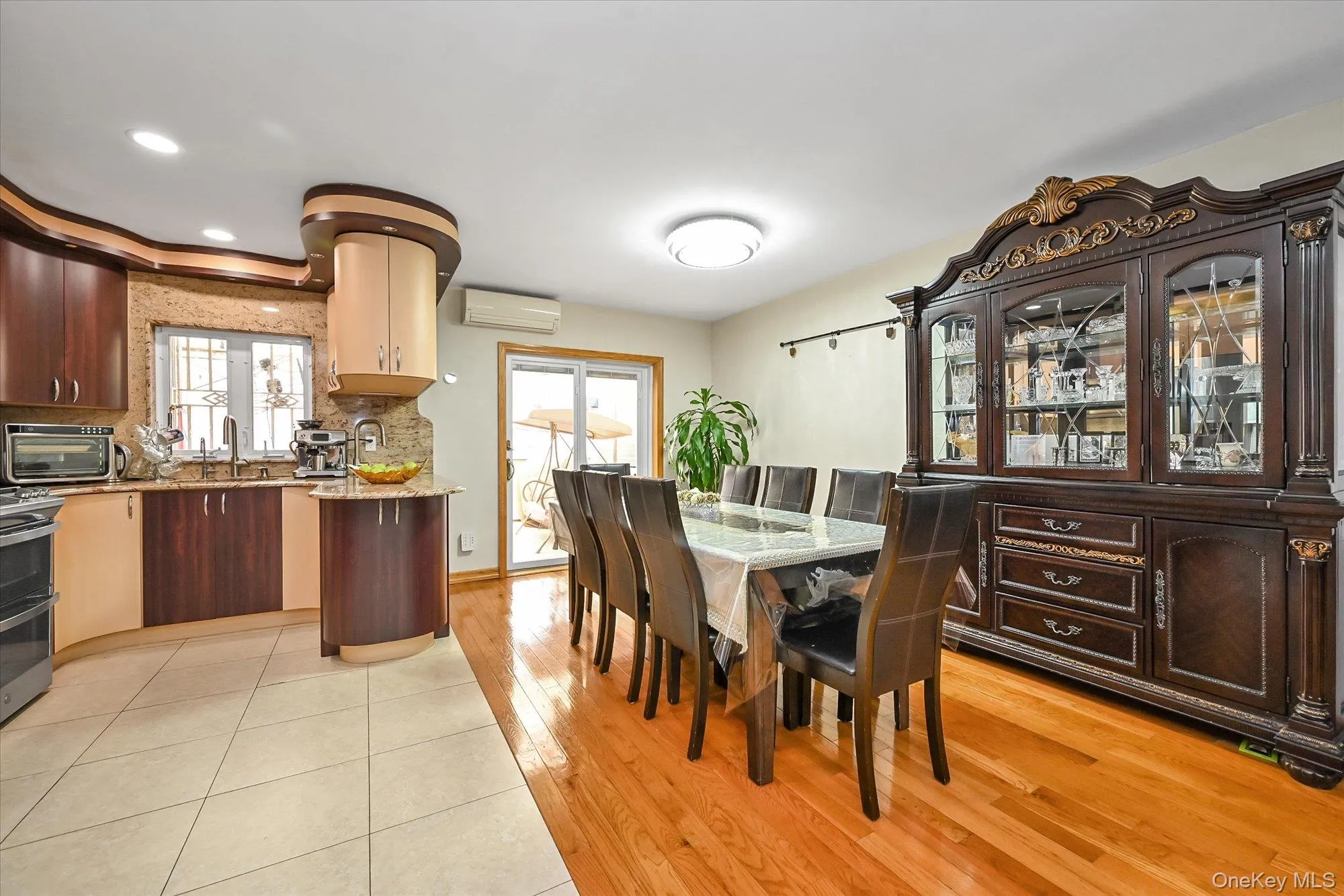 14703 77th Road, New York, NY, 3 Bedrooms Bedrooms, 10 Rooms Rooms,2 BathroomsBathrooms,Residential,For Rent,77th,0,1038456 14703 77th Road, New York, NY, 3 Bedrooms Bedrooms, 10 Rooms Rooms,2 BathroomsBathrooms,Residential,For Rent,77th,0,1038456